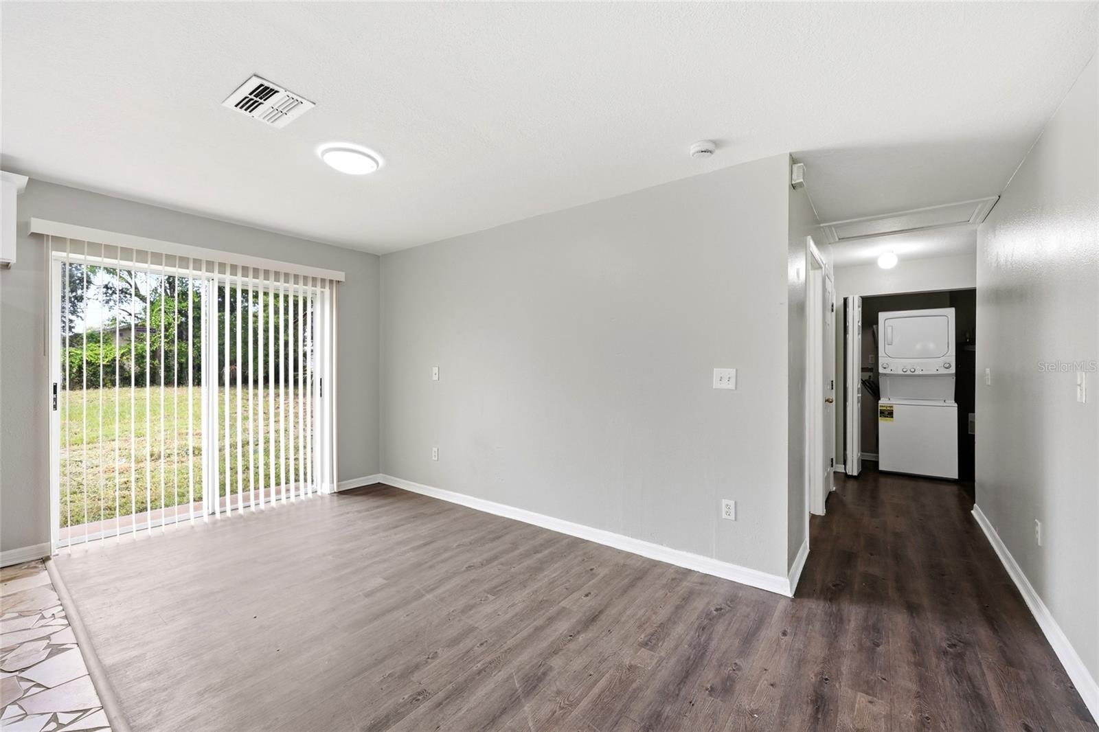2214 E 19TH AVE — photo 12