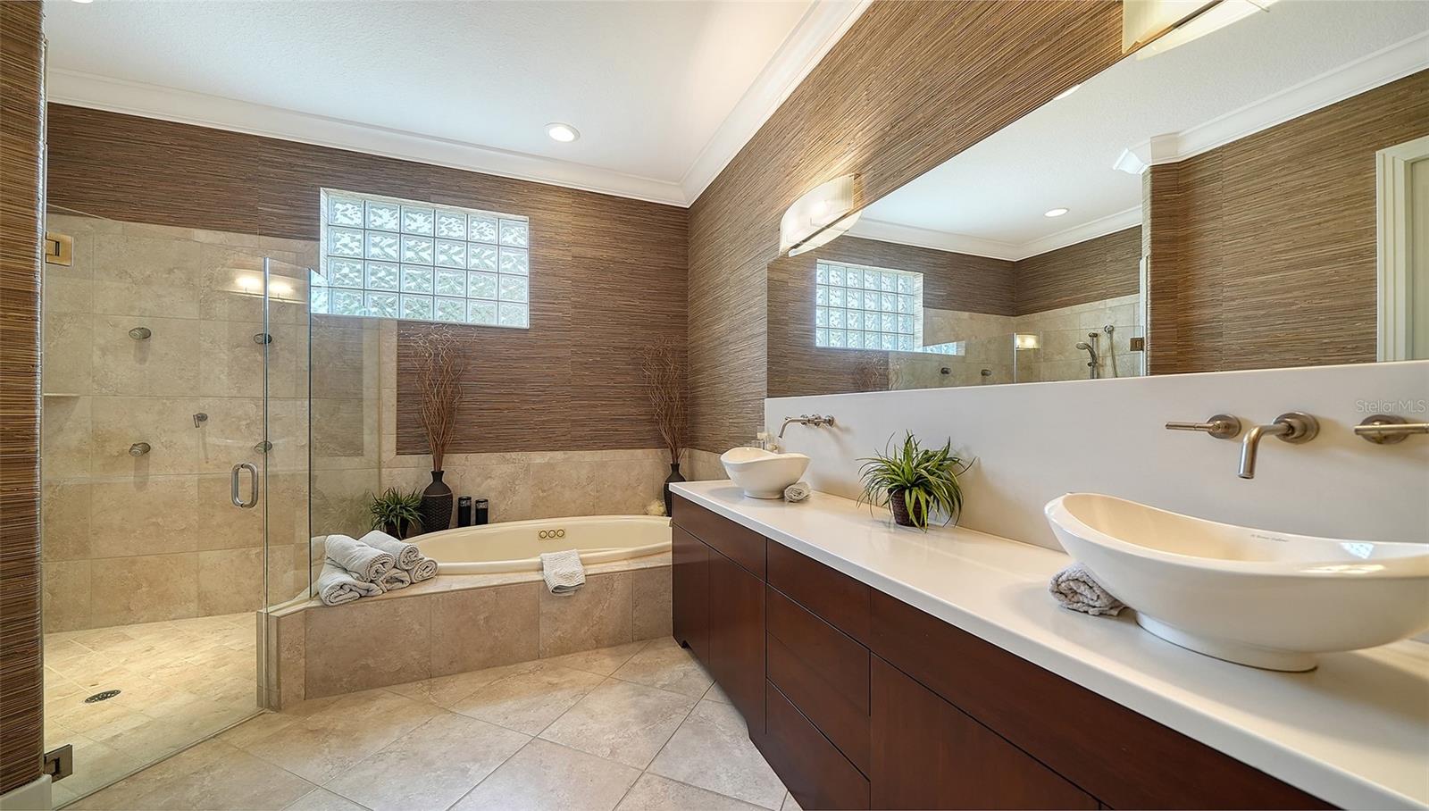 5325 ANTHONY LN — photo 29