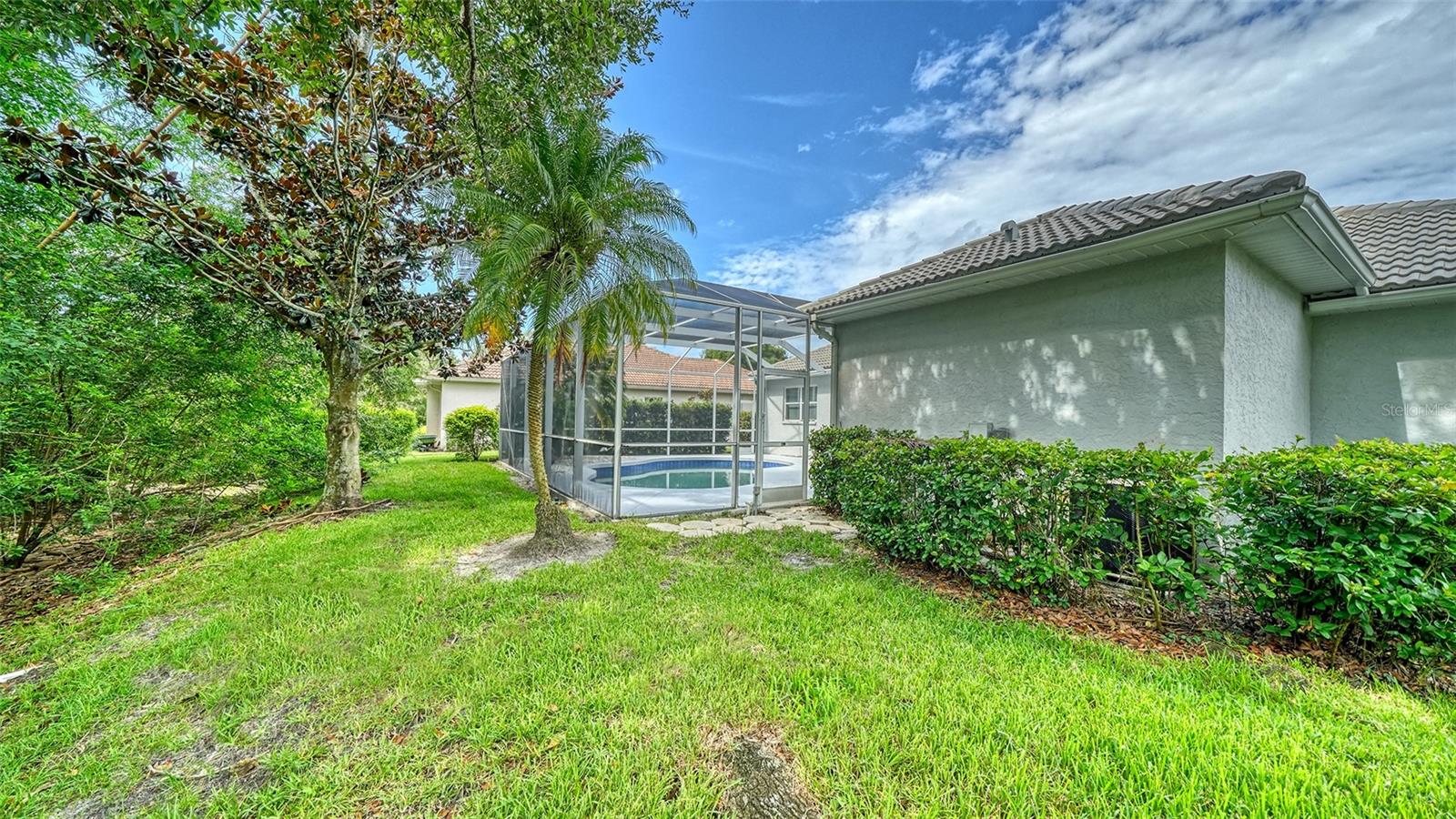 5325 ANTHONY LN — photo 44