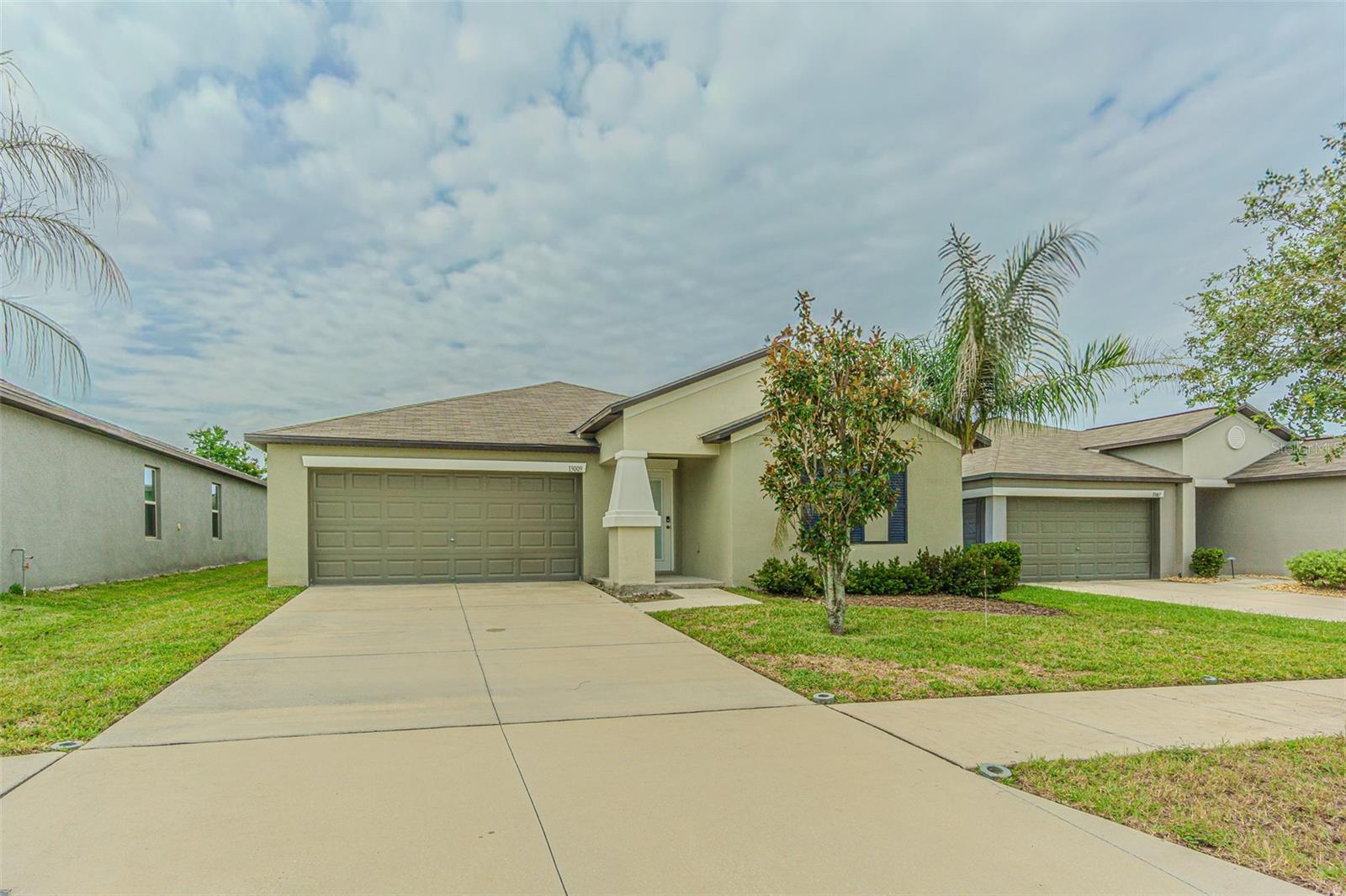 13009 MAJESTIC GARDEN LN — photo 2