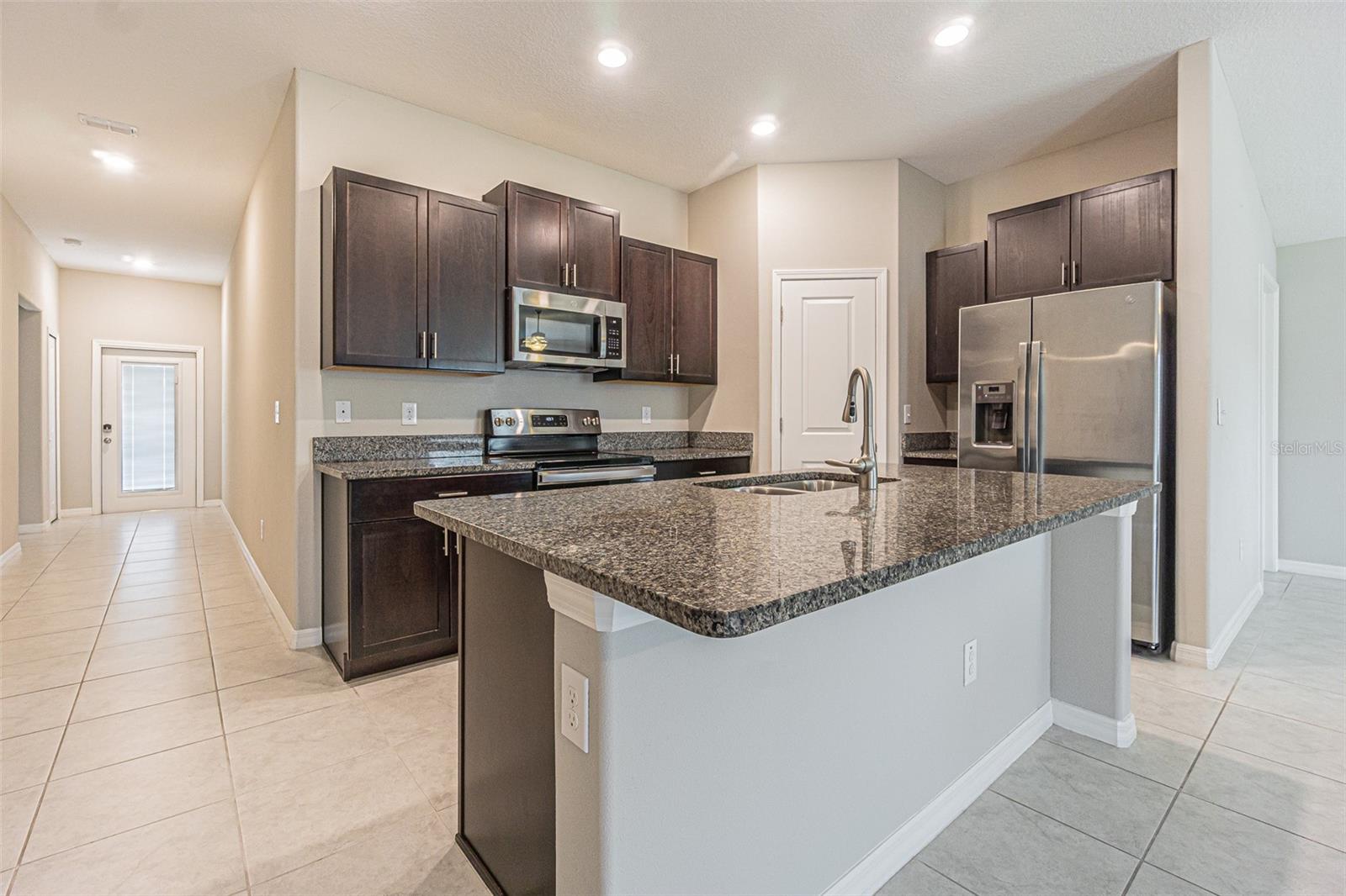13009 MAJESTIC GARDEN LN — photo 3