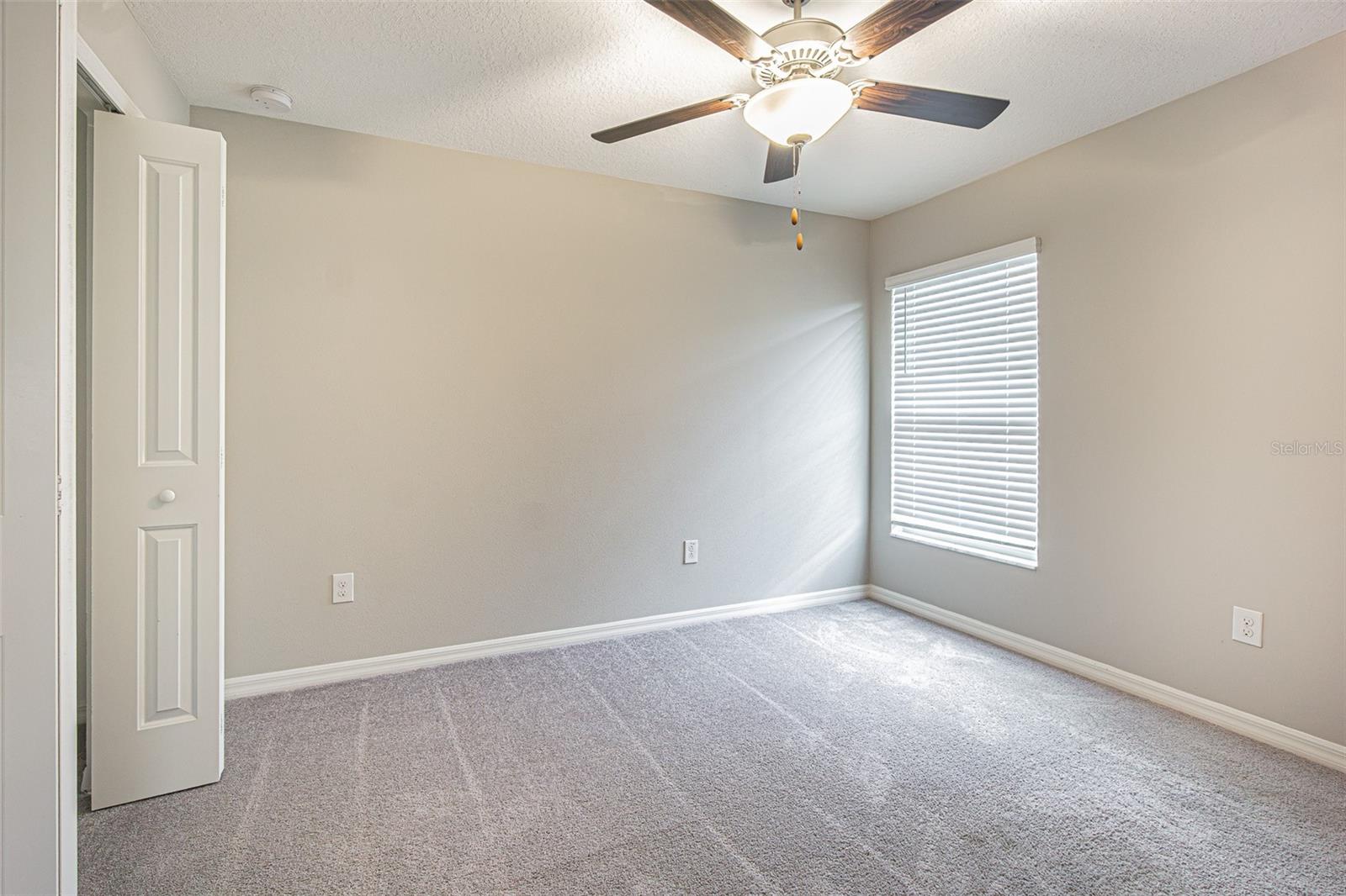 13009 MAJESTIC GARDEN LN — photo 17