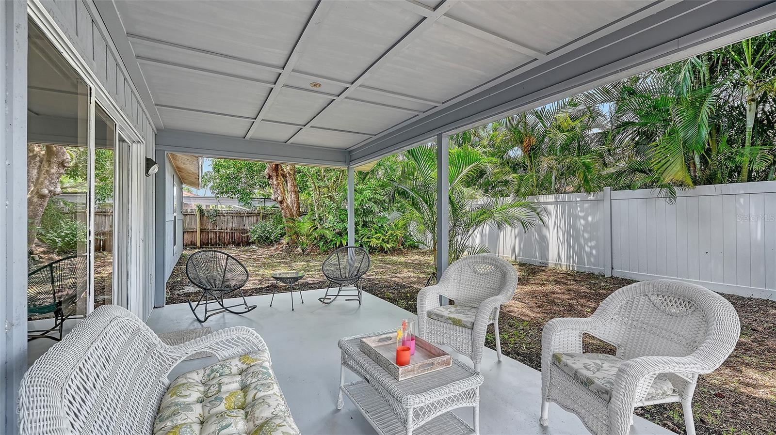 4054 PALAU DR — photo 34