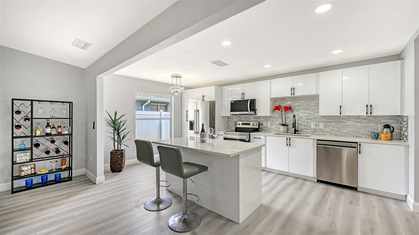 4054 PALAU DR — photo 13