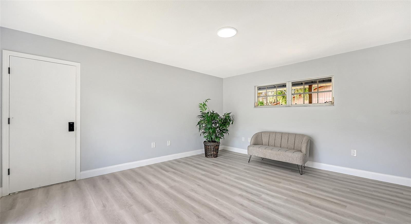 4054 PALAU DR — photo 32