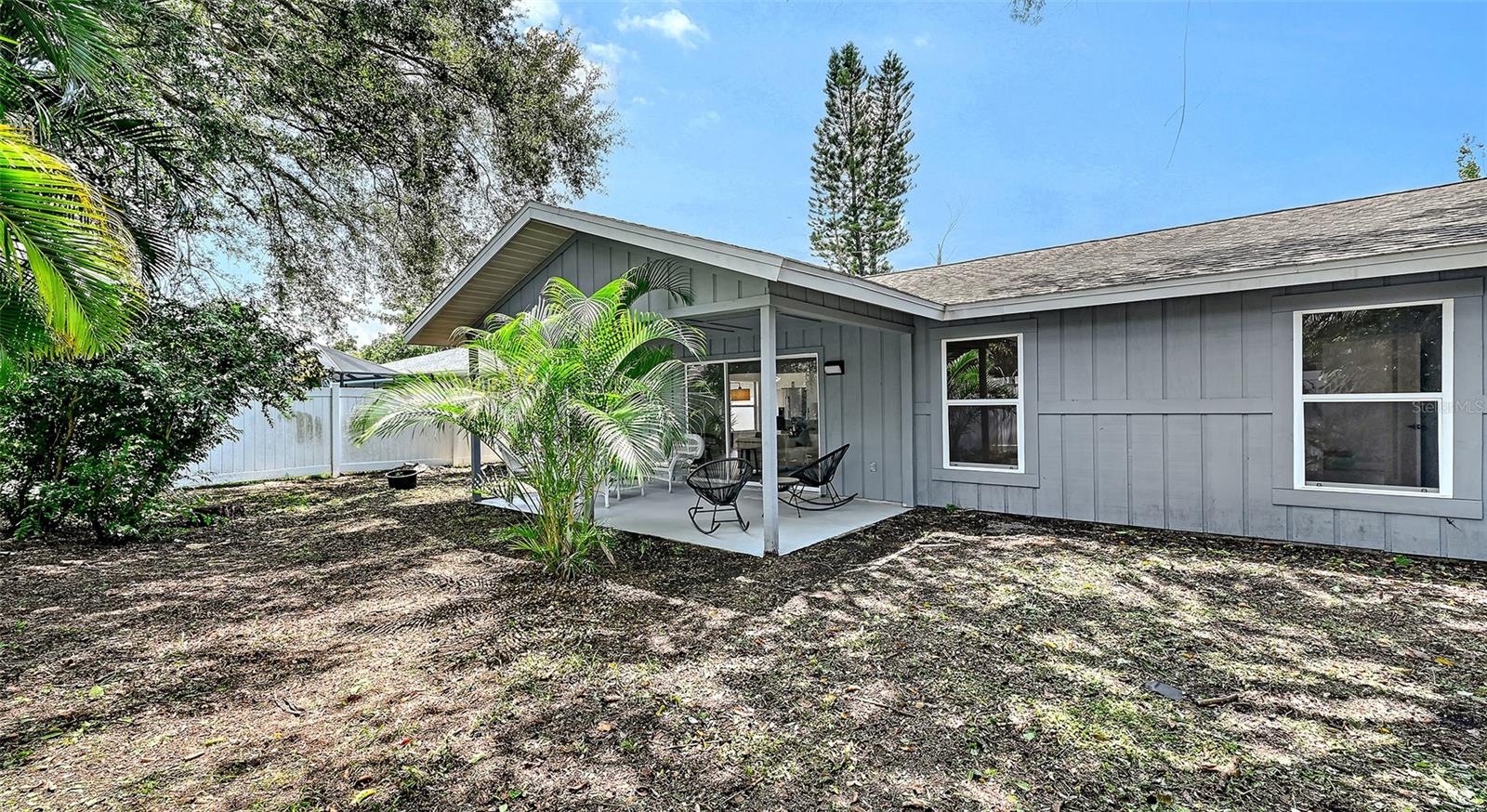 4054 PALAU DR — photo 38