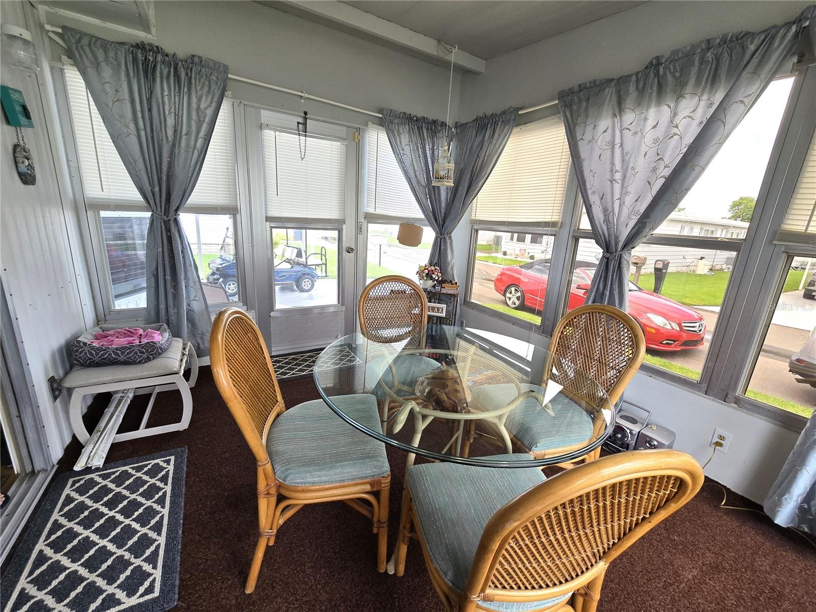 2122 WATERVIEW DR — photo 27