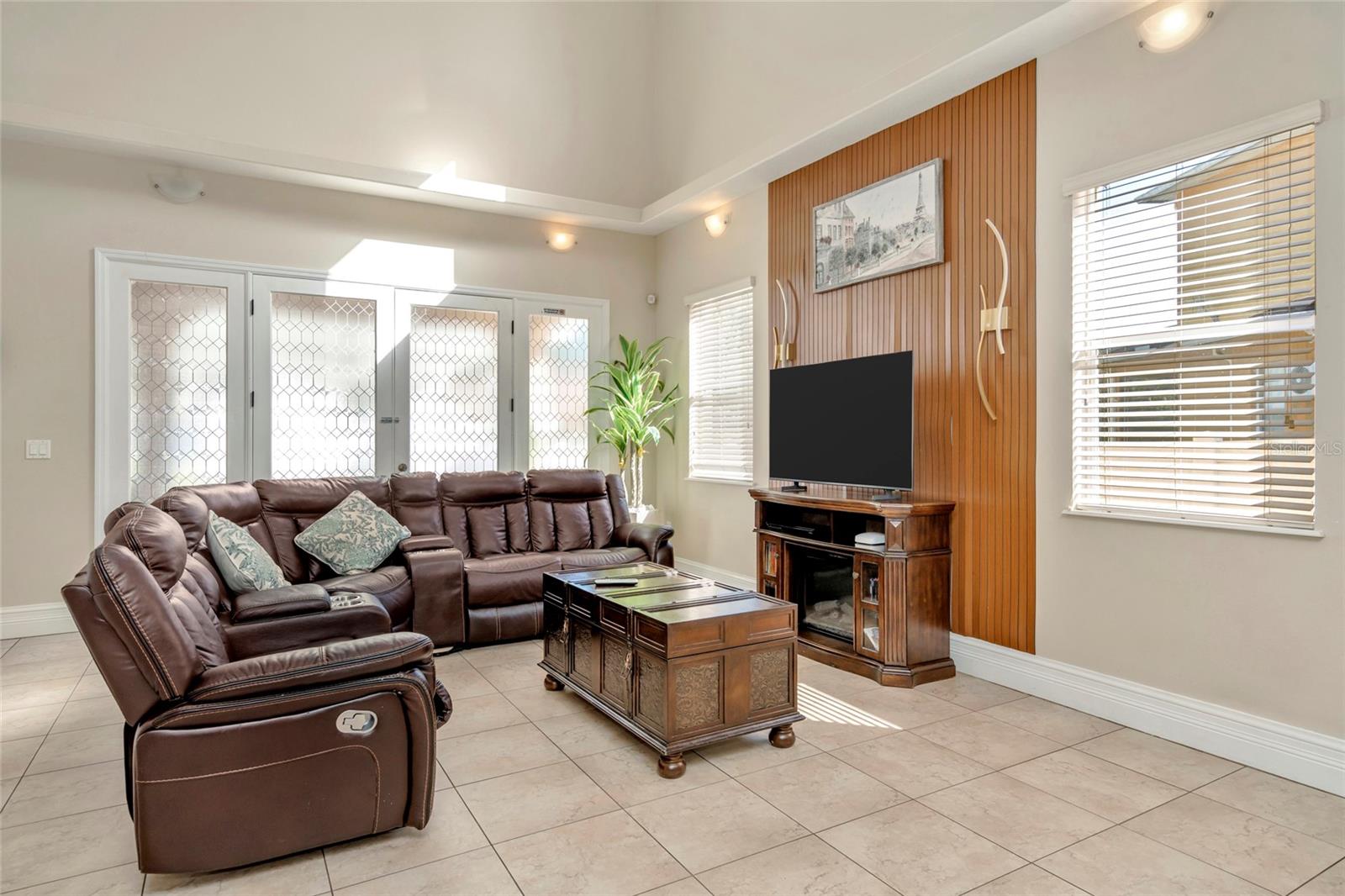 10806 PEREZ DR — photo 13