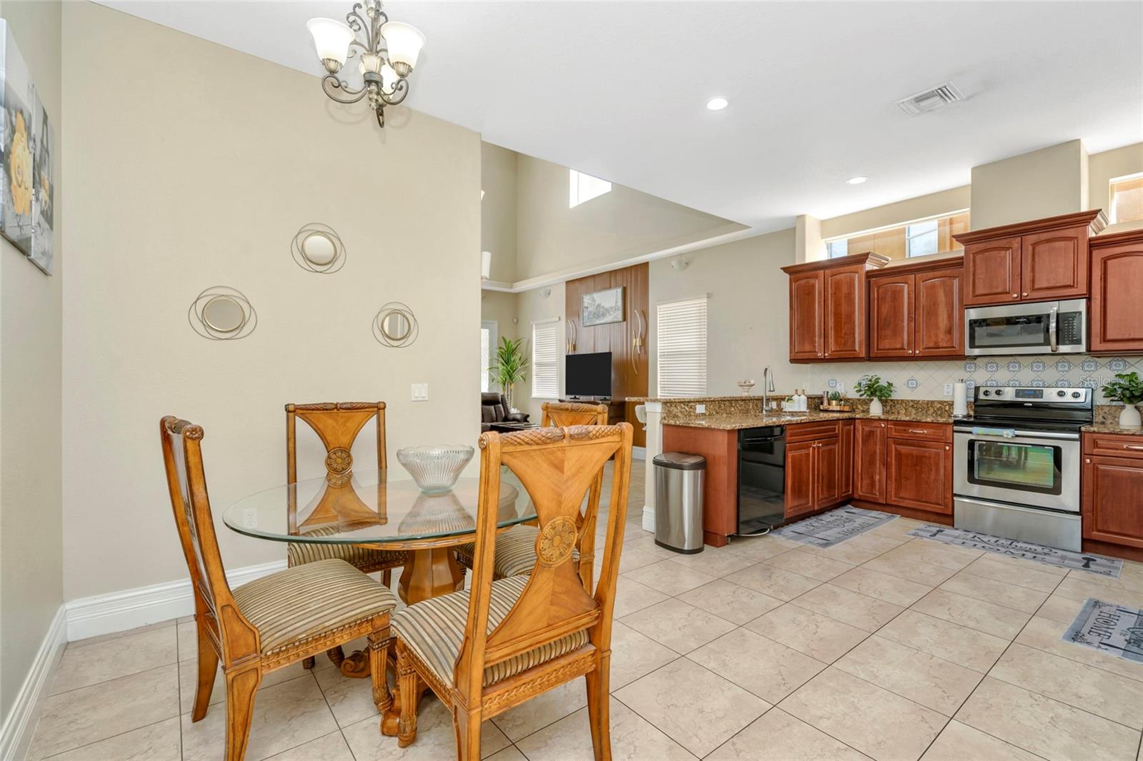 10806 PEREZ DR — photo 7