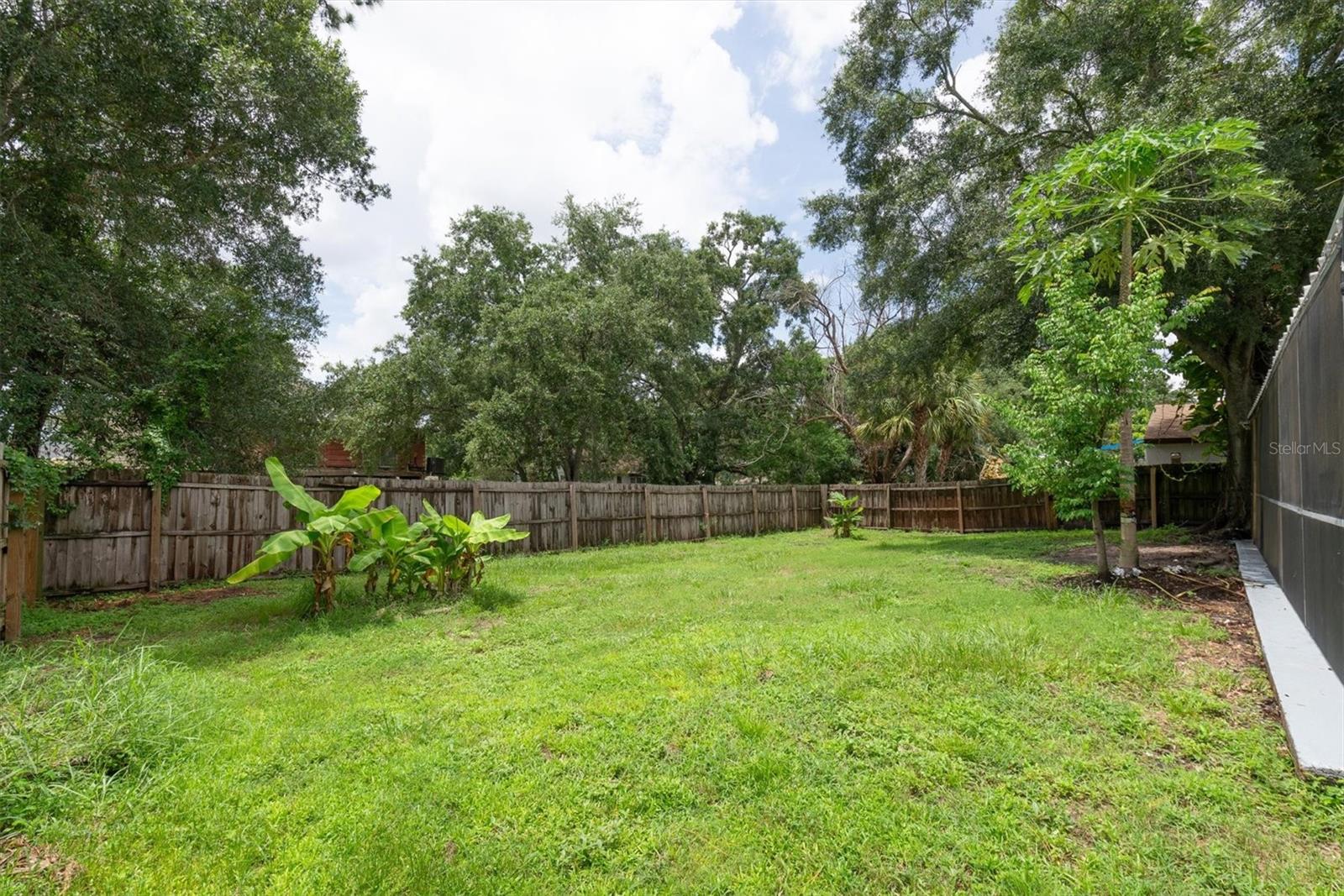 650 TIMBER BAY CIR W — photo 28
