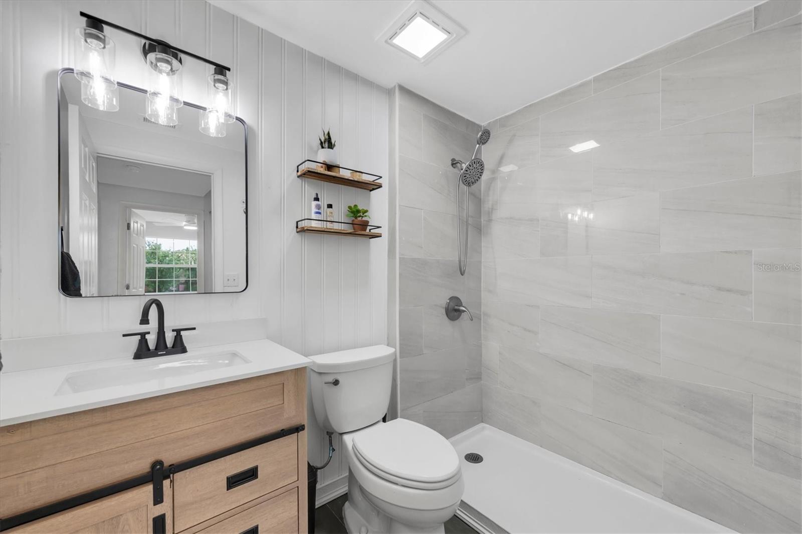 650 TIMBER BAY CIR W — photo 15