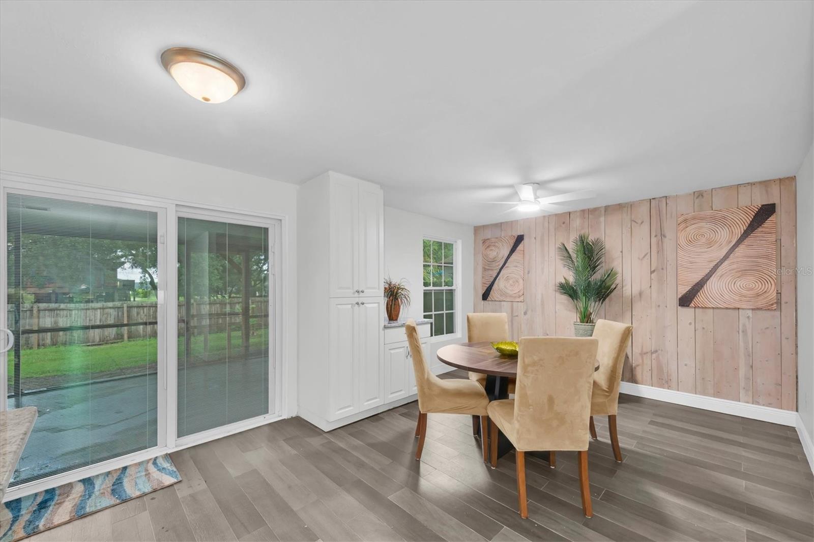650 TIMBER BAY CIR W — photo 13