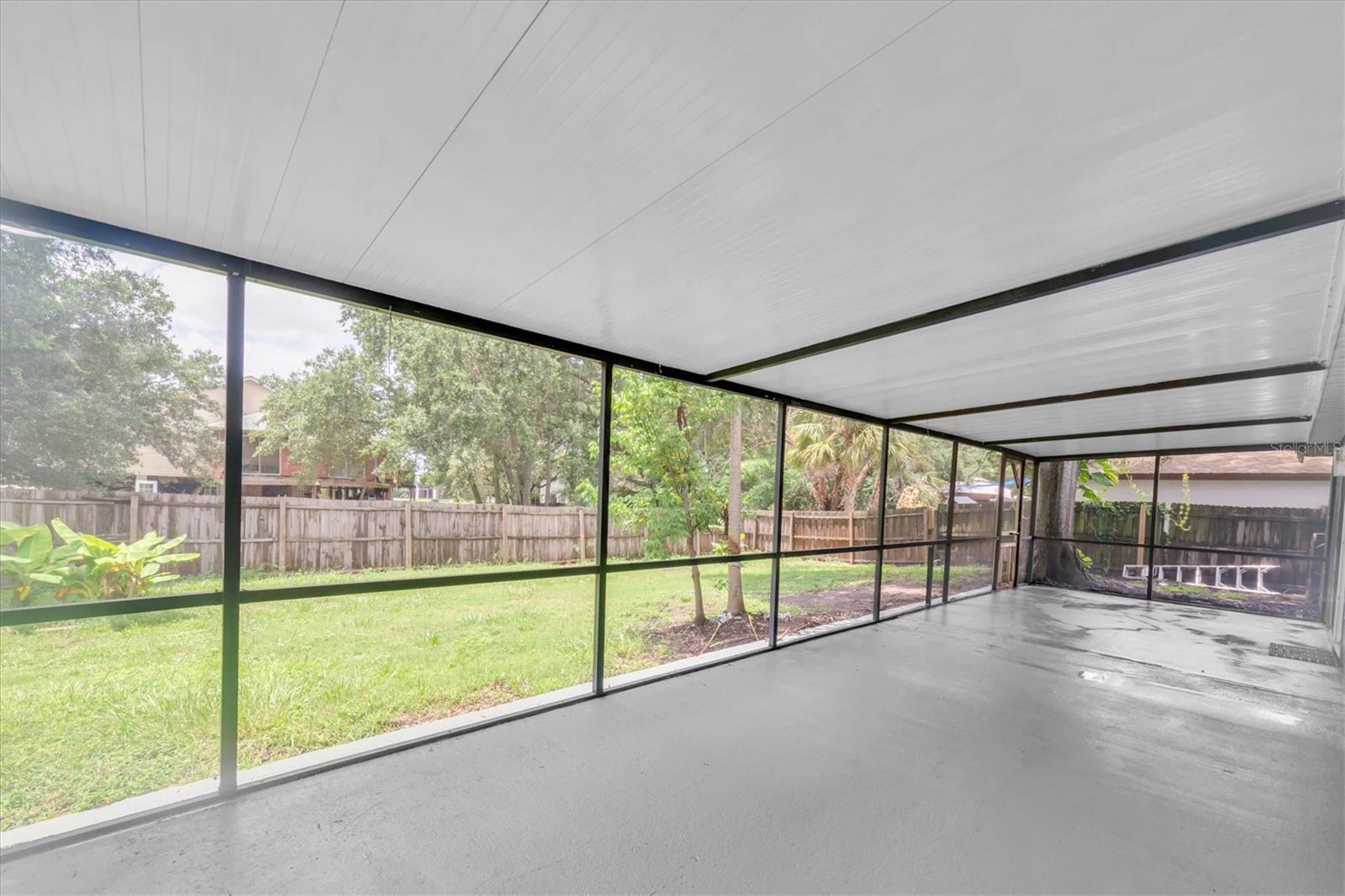 650 TIMBER BAY CIR W — photo 26