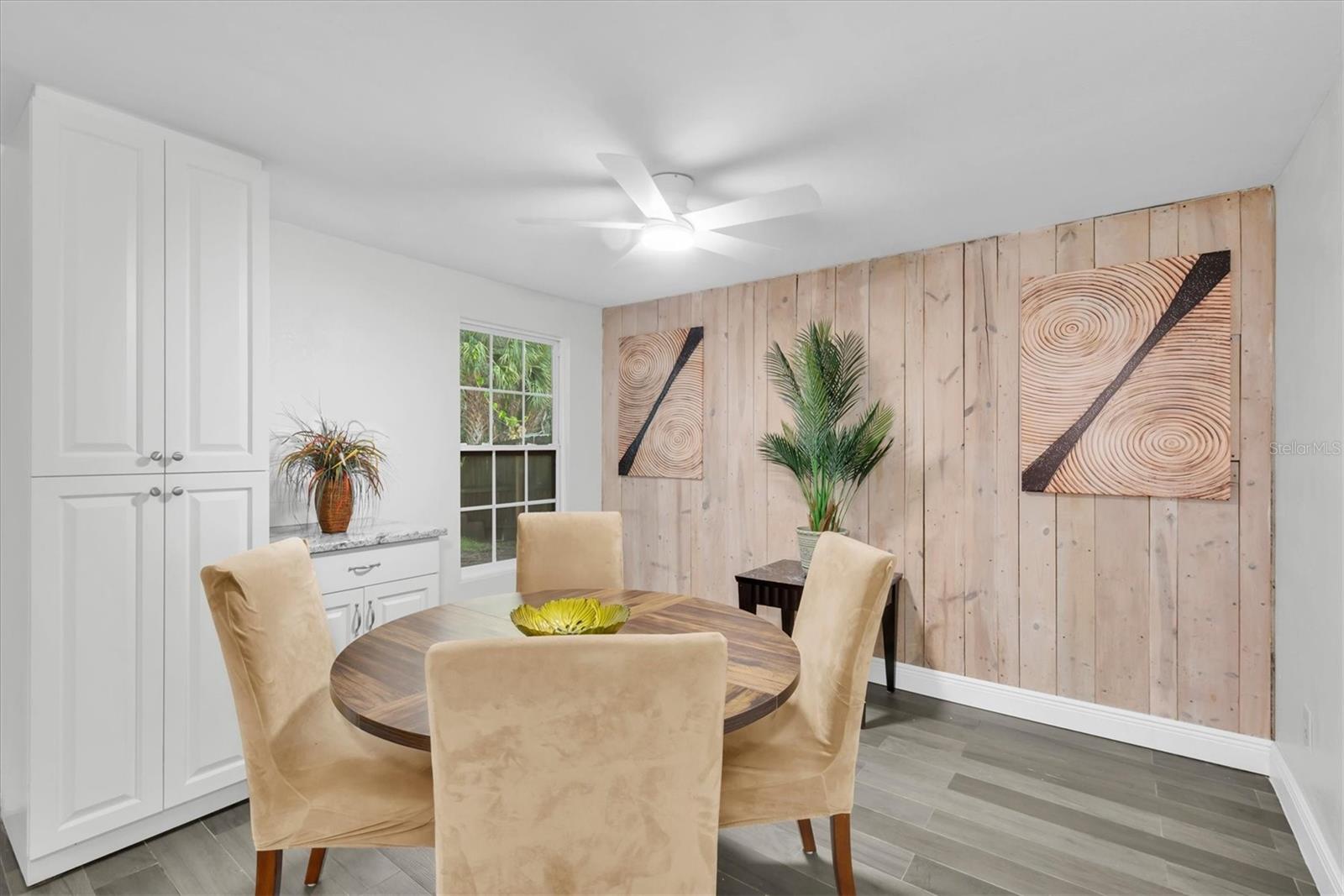650 TIMBER BAY CIR W — photo 14