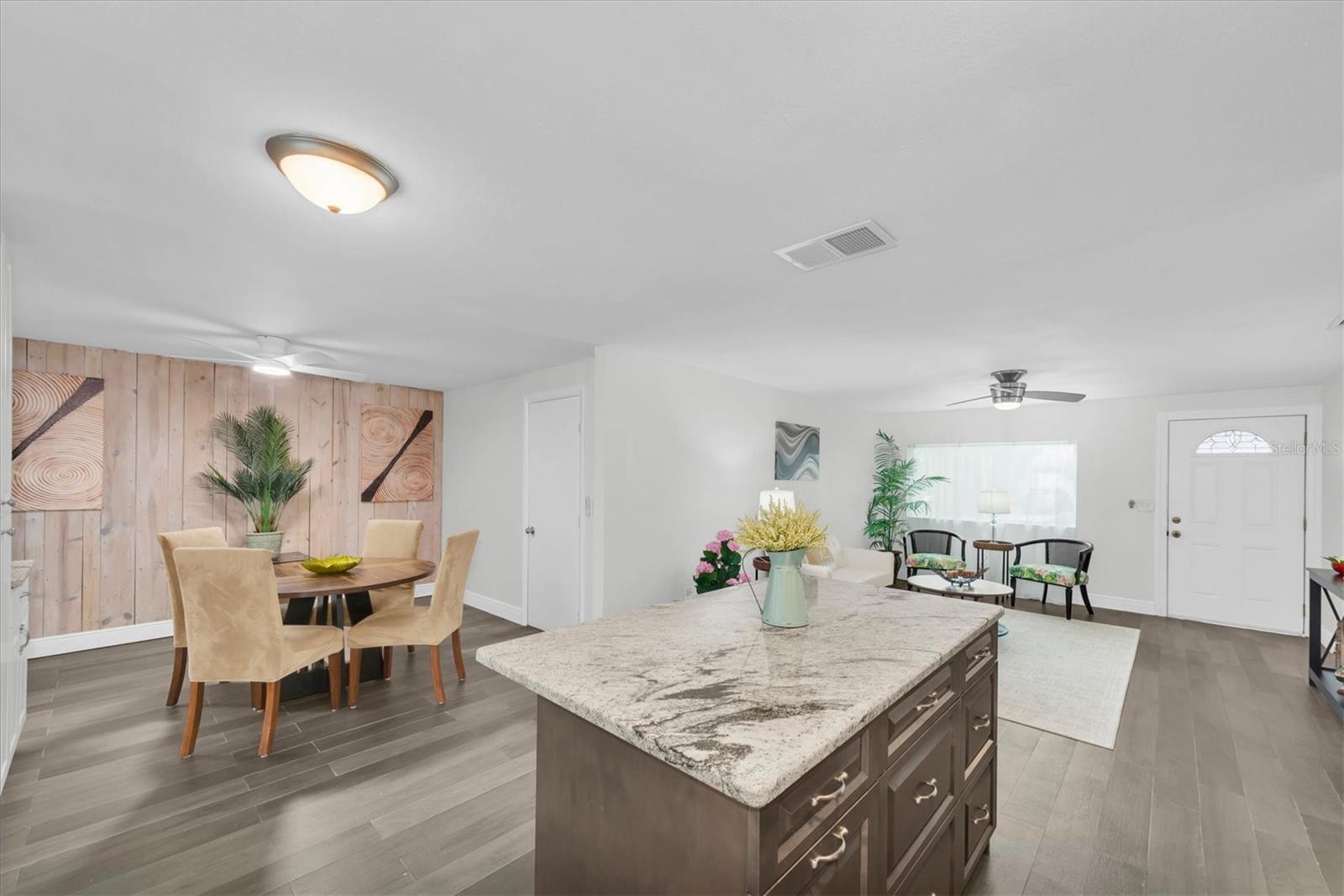650 TIMBER BAY CIR W — photo 12