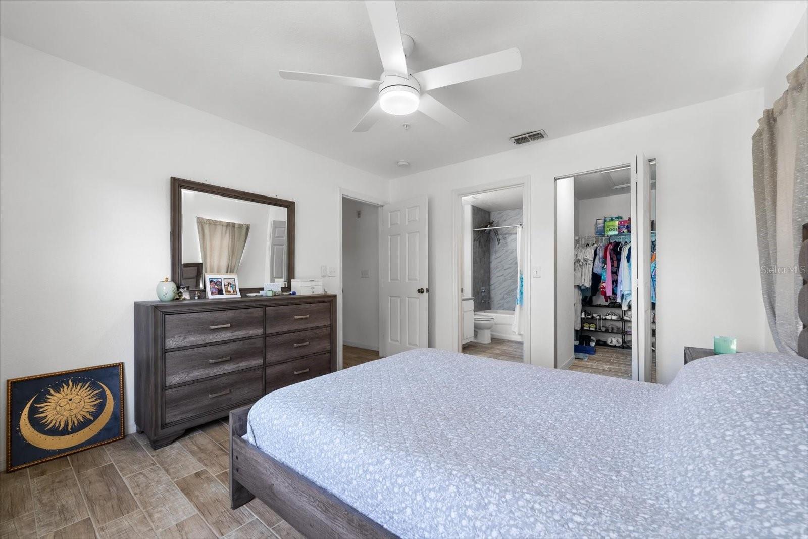 8933 MANOR LOOP #204 — photo 7