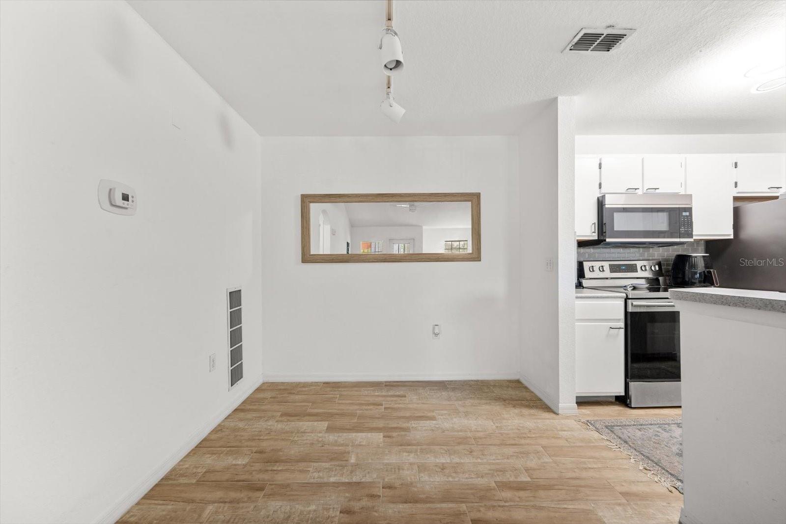 8933 MANOR LOOP #204 — photo 15