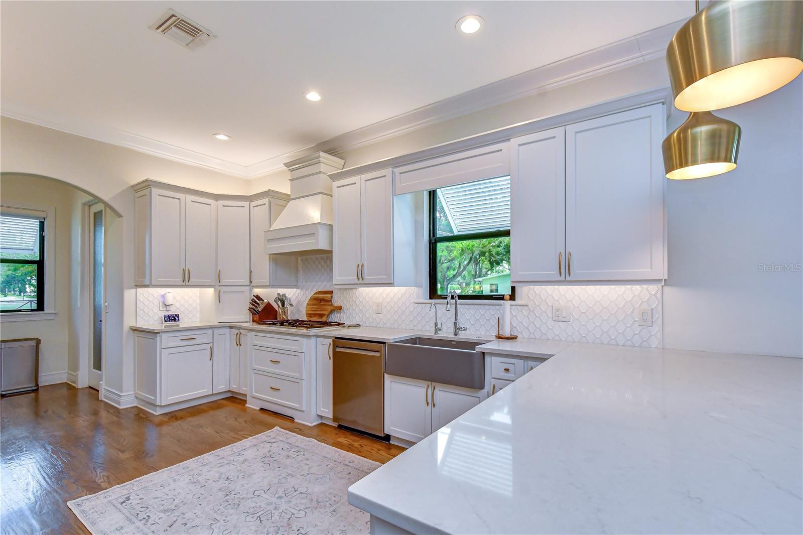 5102 W CLEVELAND ST — photo 14