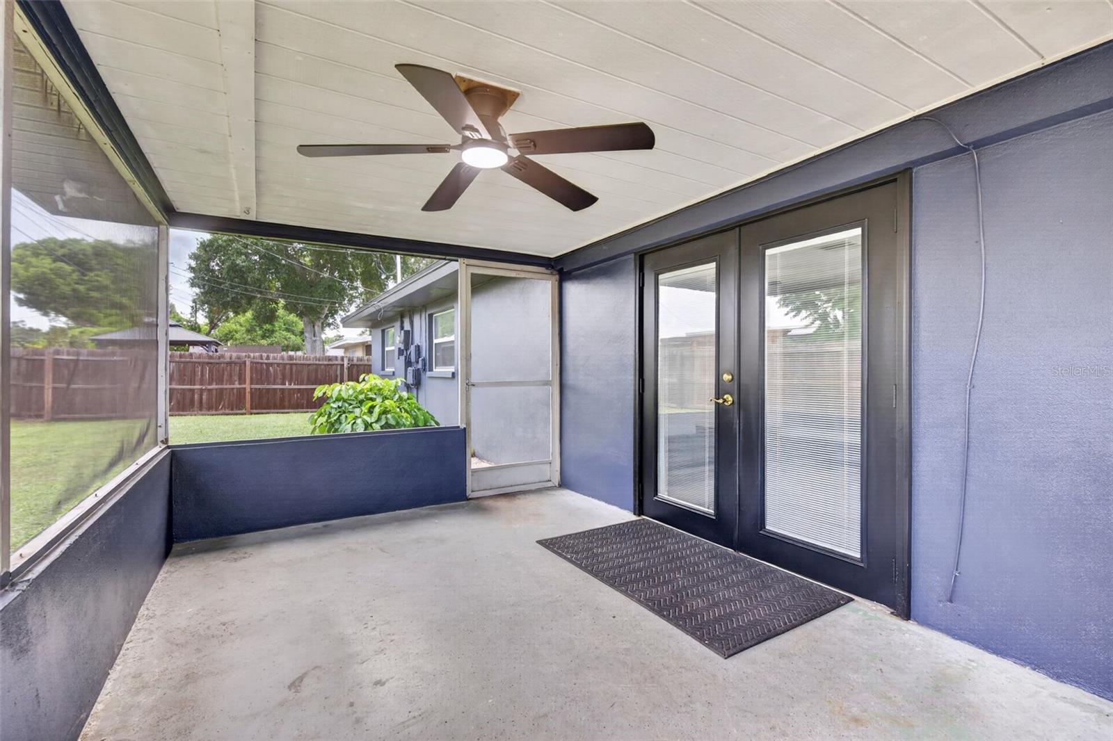 1748 GREENLEA DR — photo 40