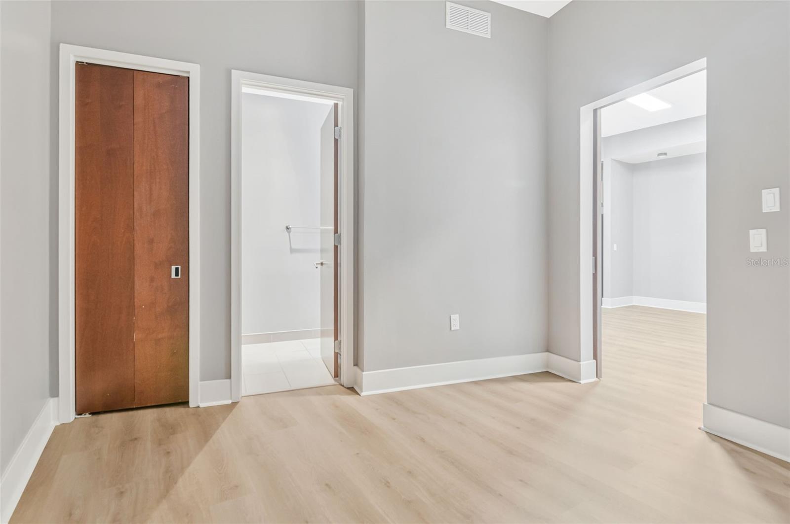 111 N 12TH ST #1820 — photo 29
