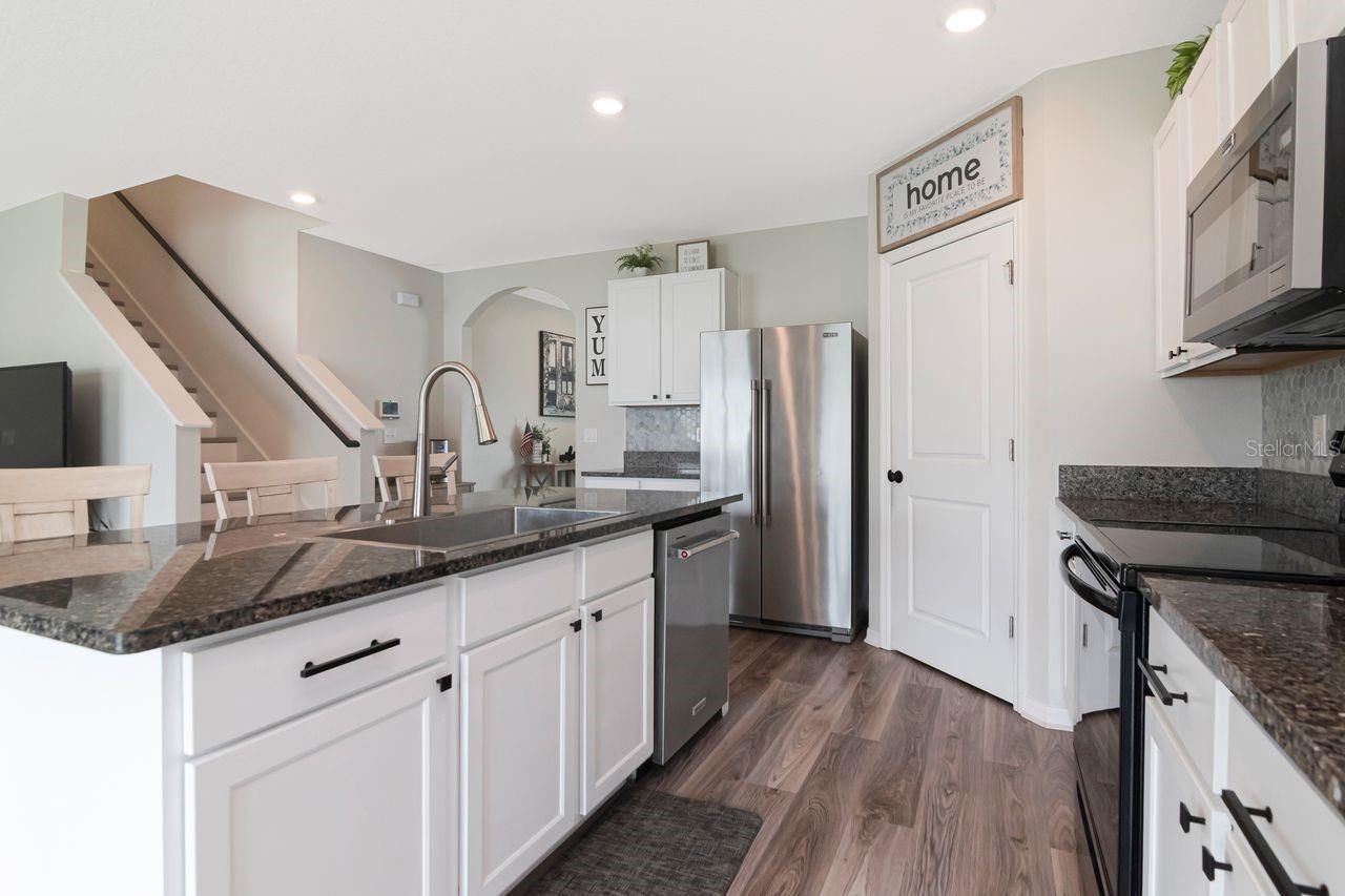6803 EZRA LOFT PL — photo 7
