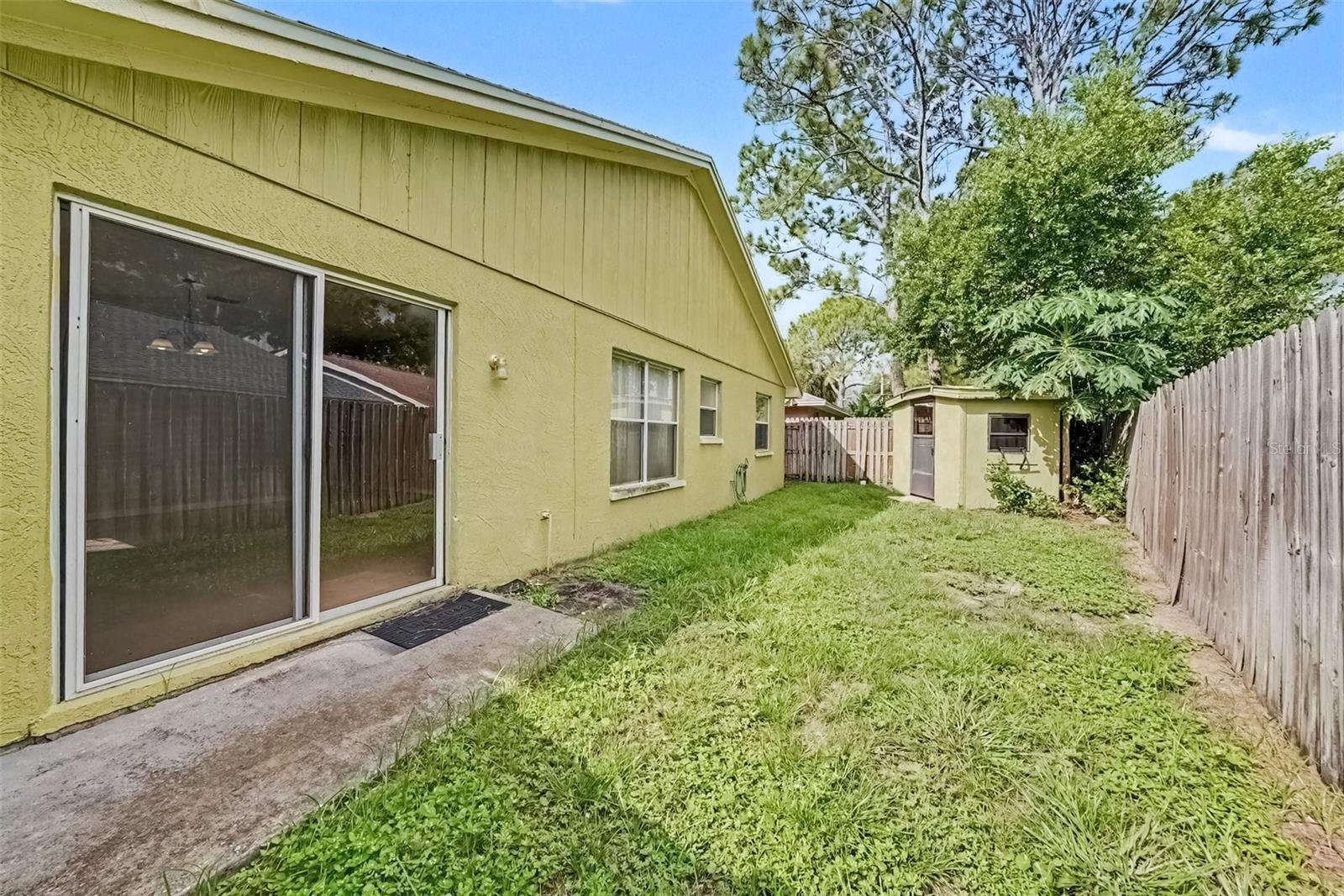 888 FRANKLIN CIR — photo 19