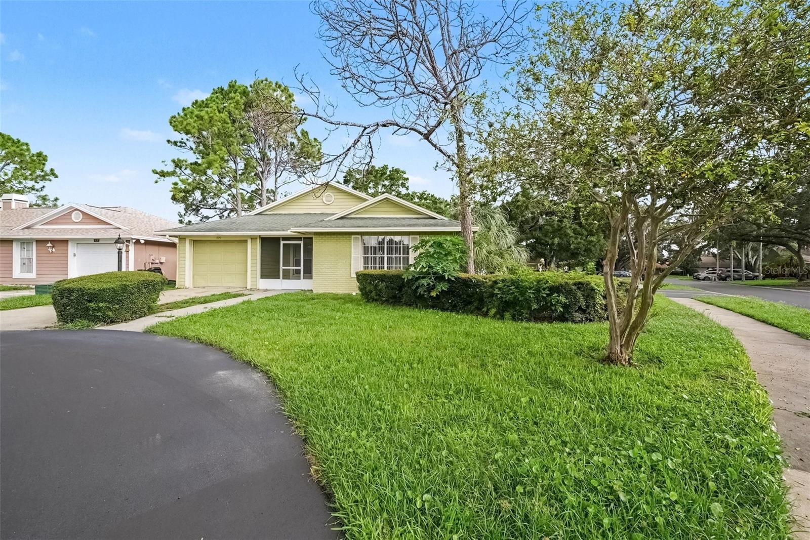 888 FRANKLIN CIR — photo 22