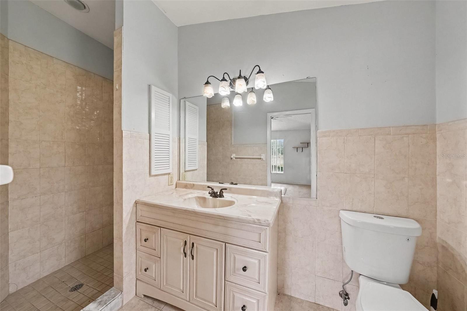 888 FRANKLIN CIR — photo 15
