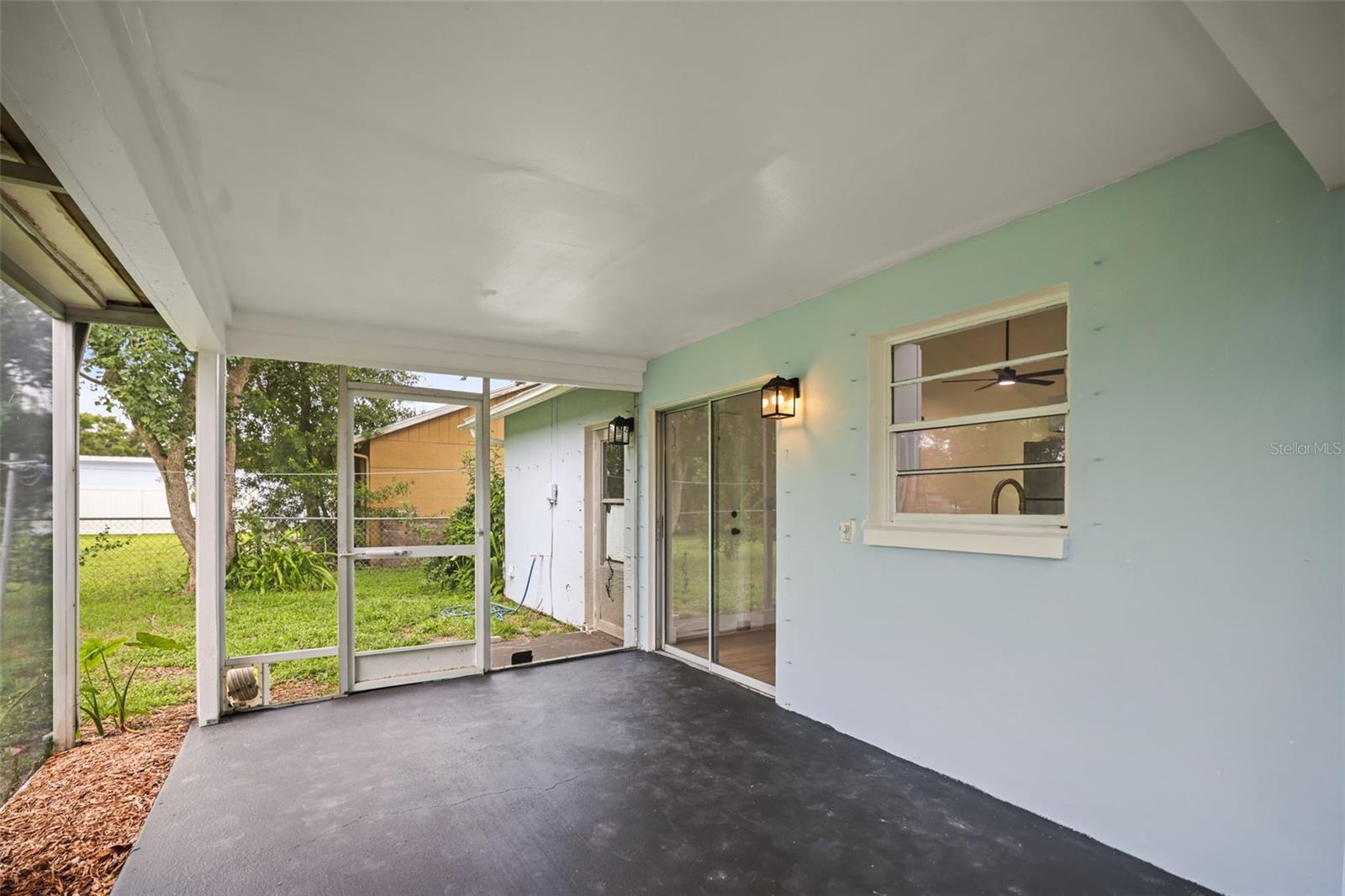 3261 LA VERNE CT — photo 32