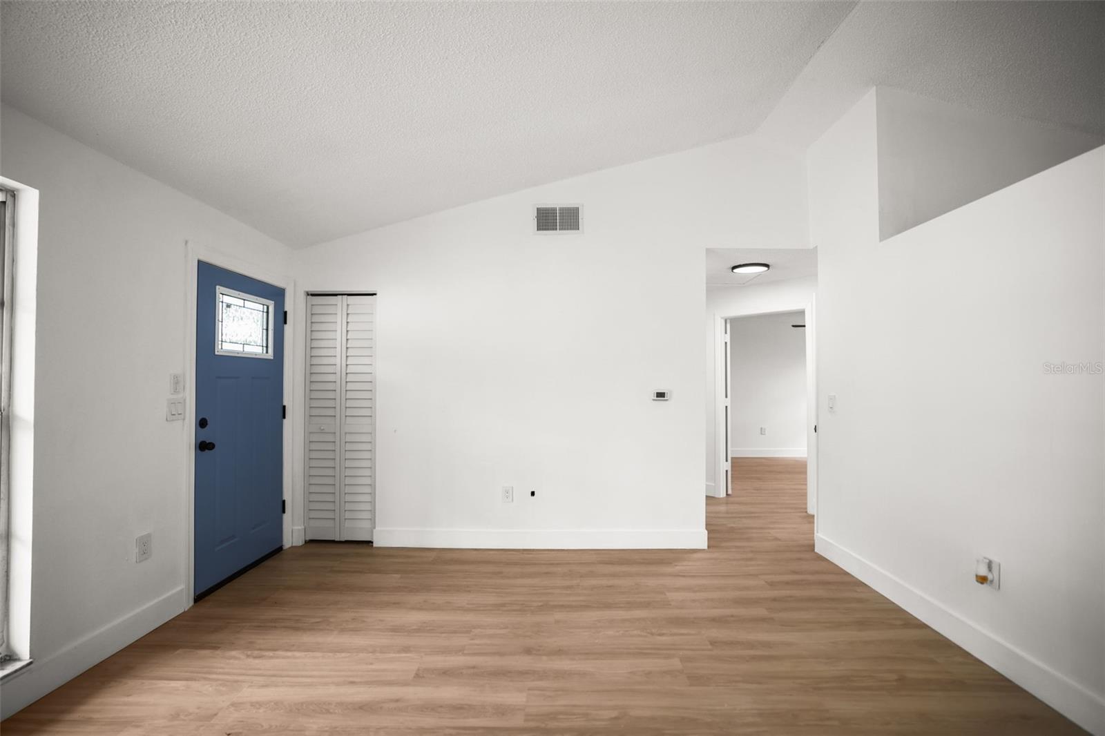 3261 LA VERNE CT — photo 28