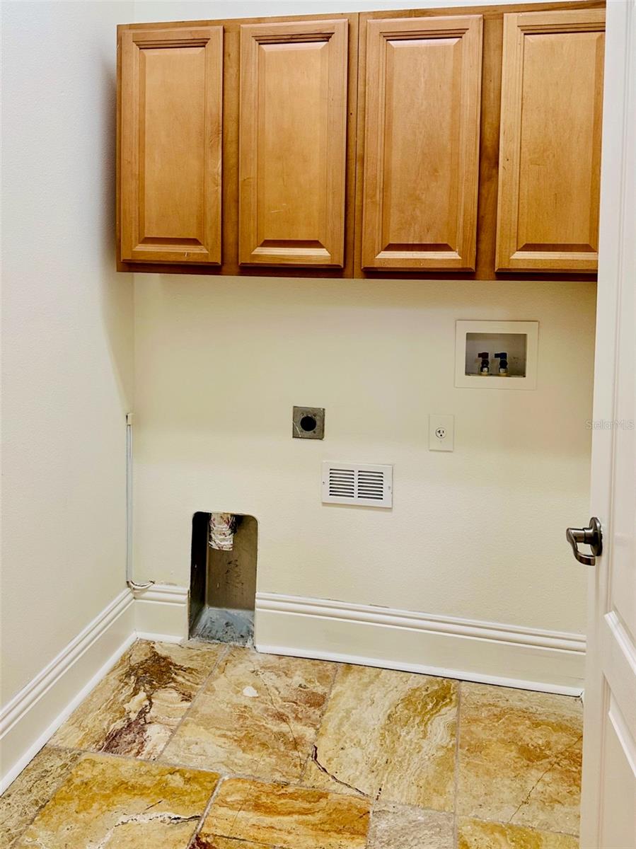 2904 TRINITY COTTAGE DR — photo 18