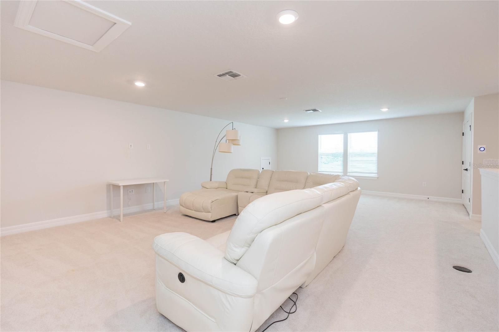 7430 POOL COMPASS LOOP — photo 39