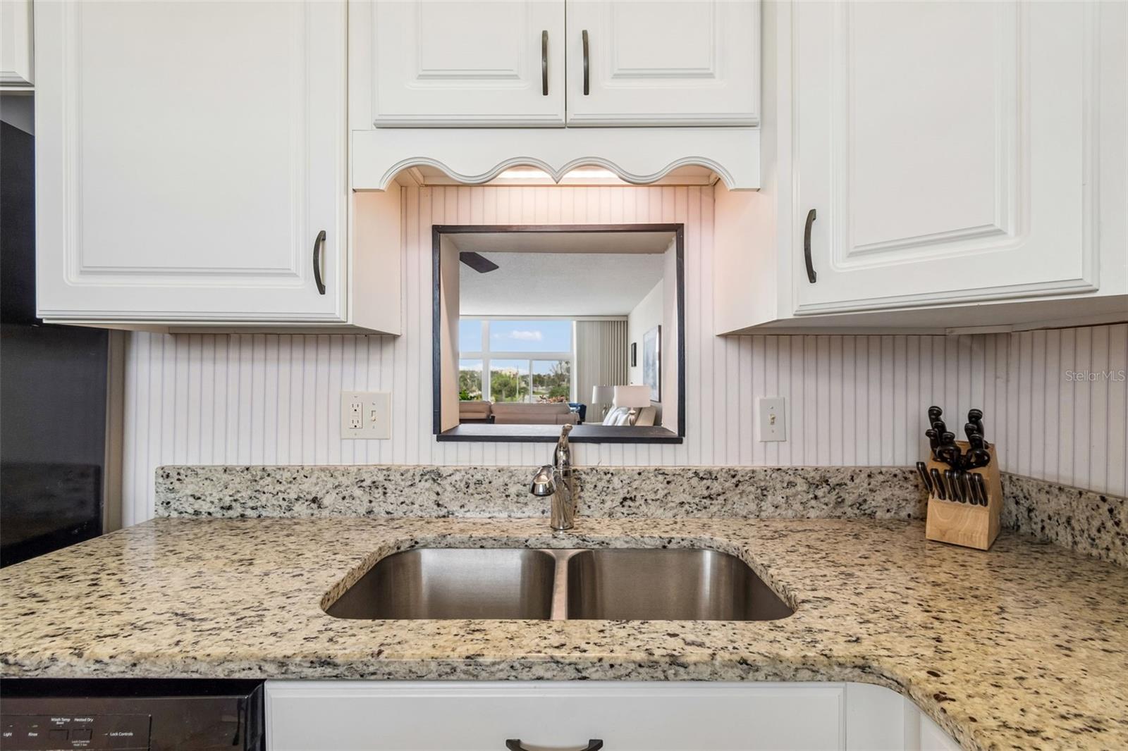 7465 BAY ISLAND DR S #313 — photo 6