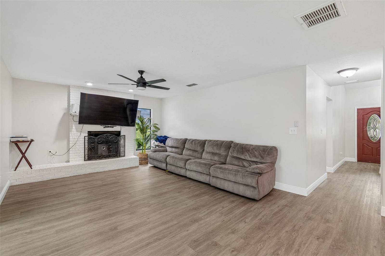 16507 CRANWOOD PL — photo 12