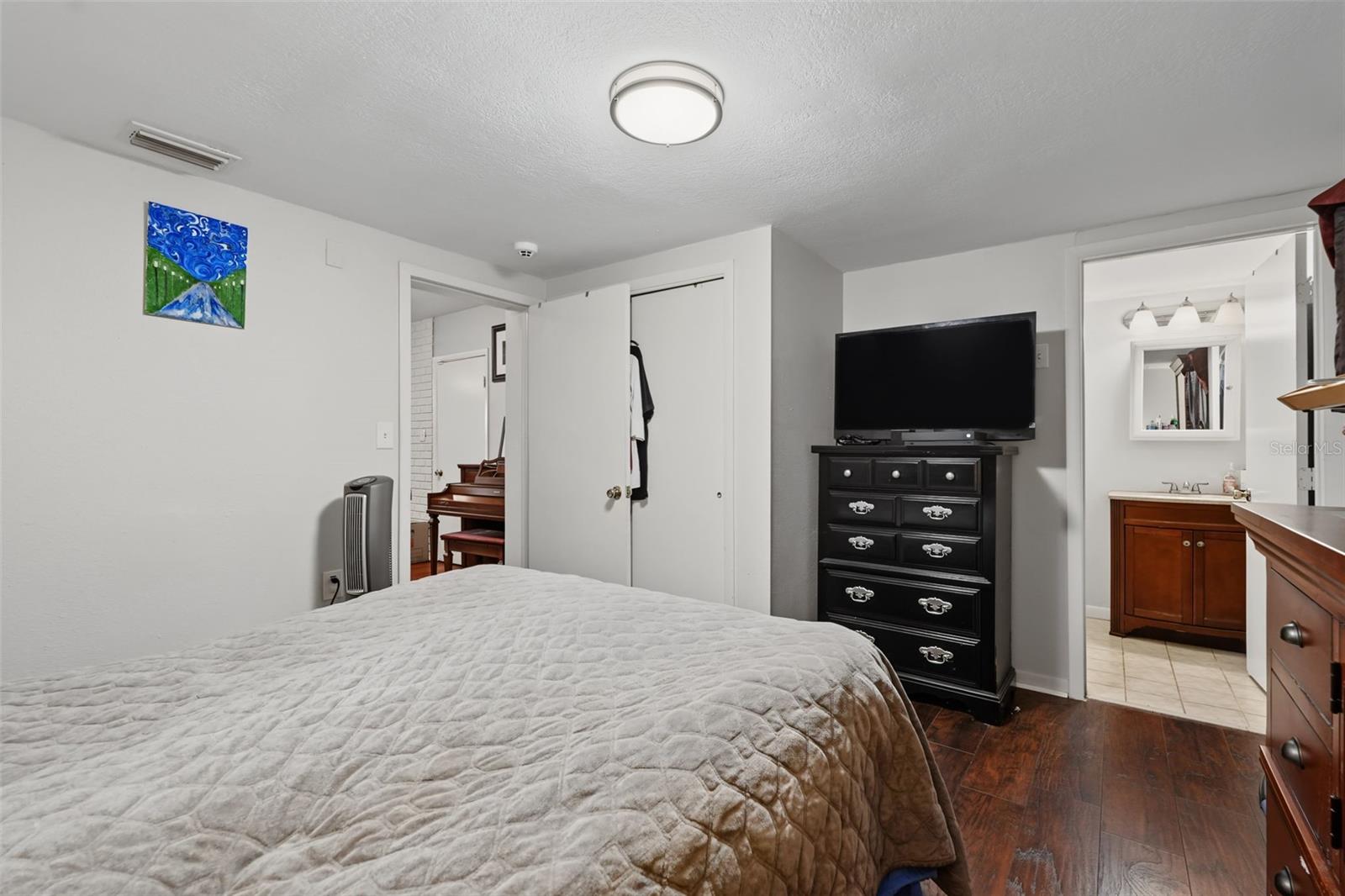 1542 LAKEVIEW RD — photo 23