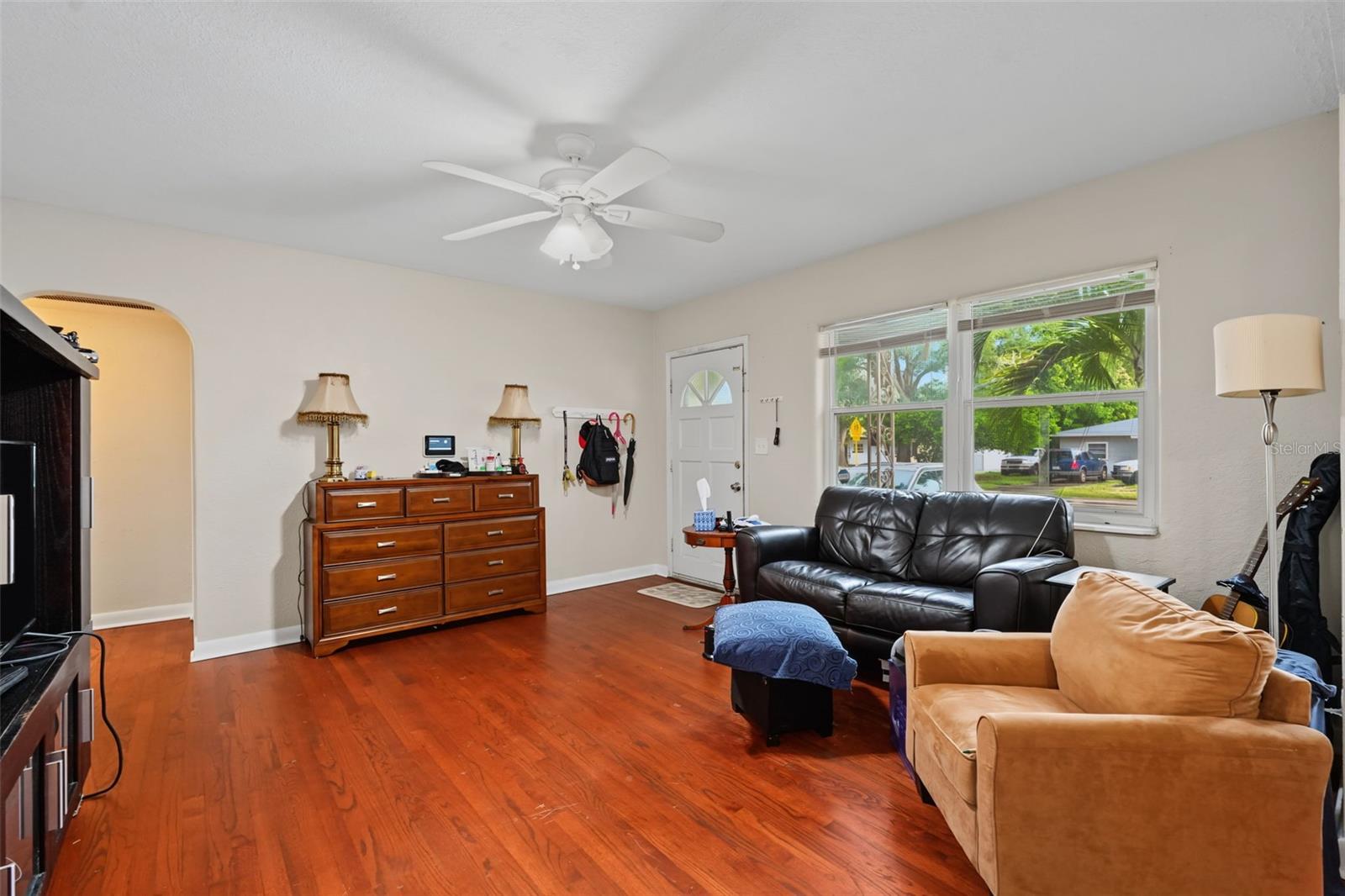 1542 LAKEVIEW RD — photo 9