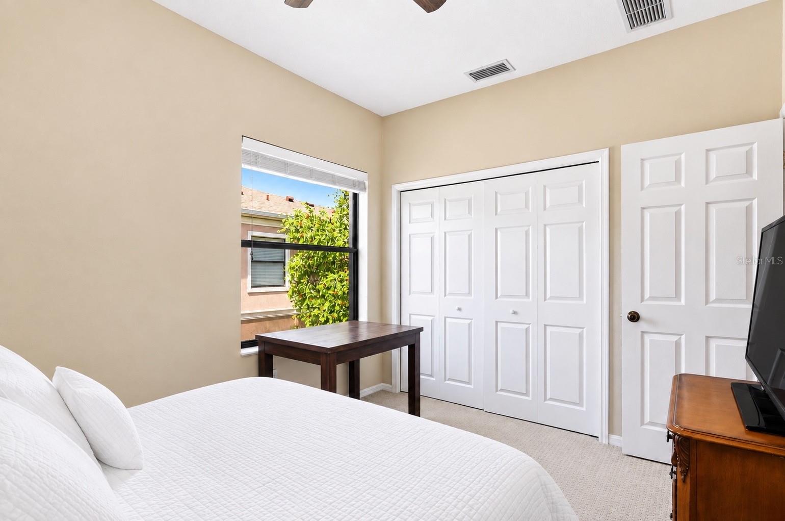 4033 OVERTURE CIR — photo 14