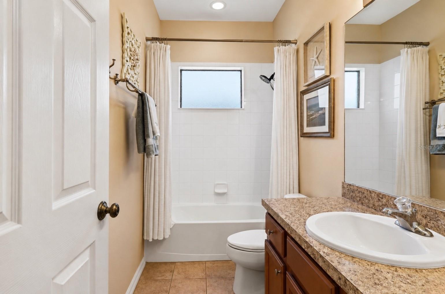 4033 OVERTURE CIR — photo 15