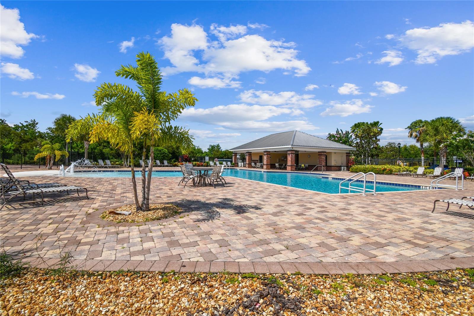 4745 SOMERSET HILL LN — photo 15