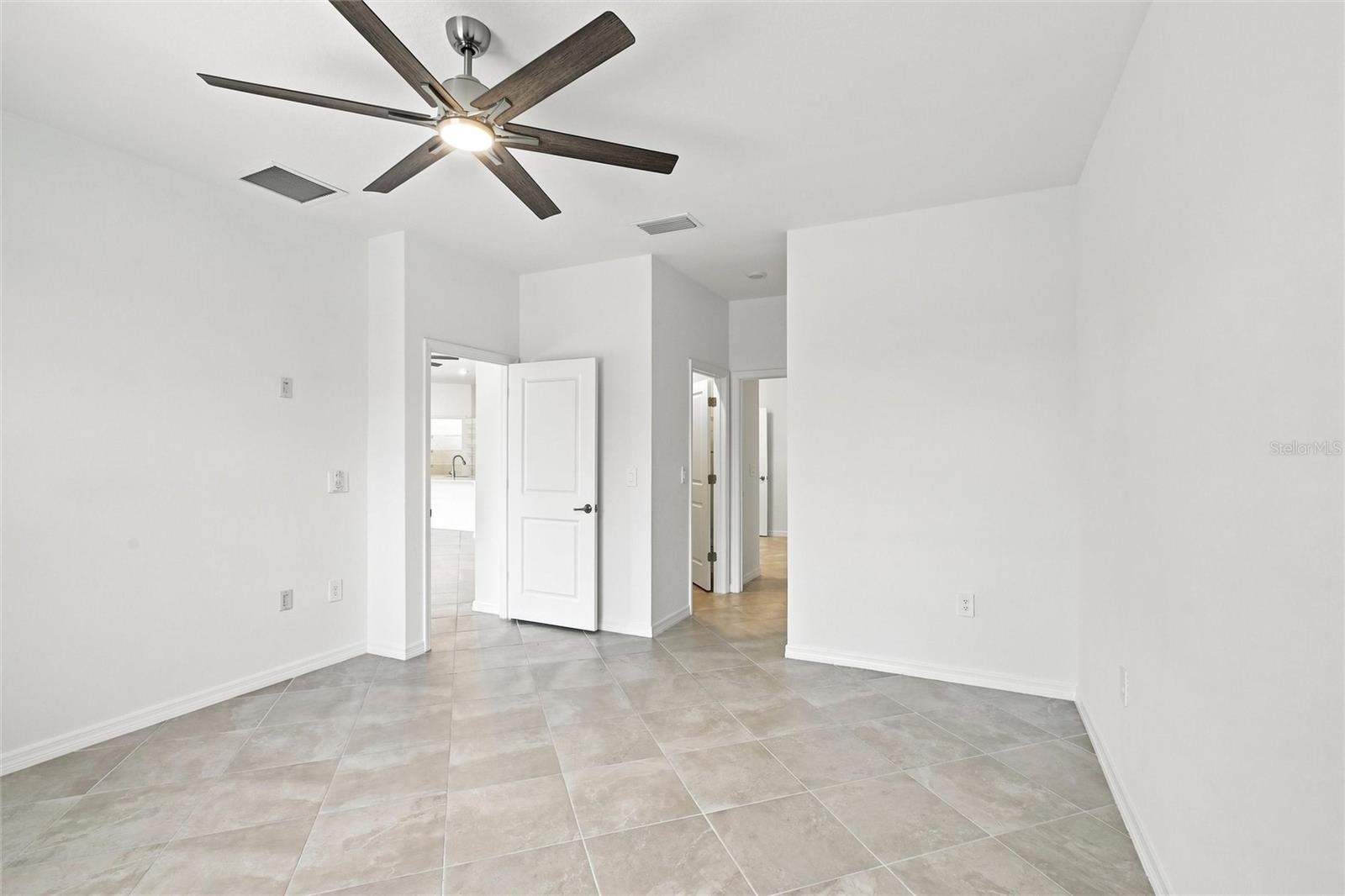 11296 PINOT DR — photo 17