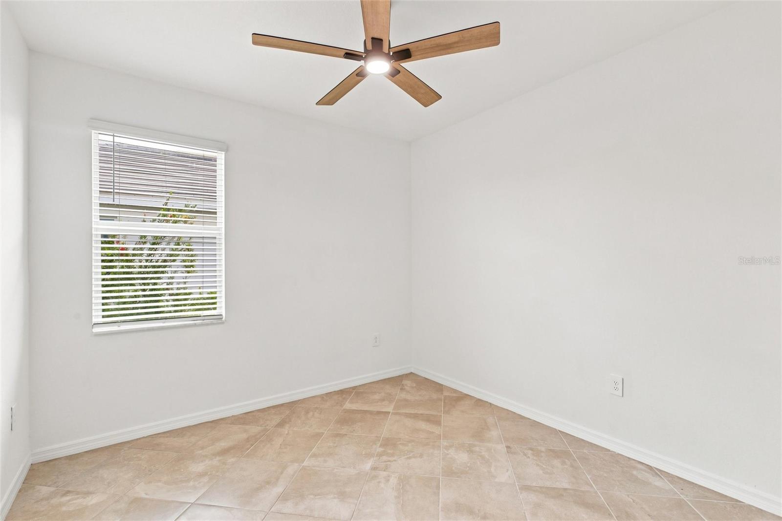 11296 PINOT DR — photo 24
