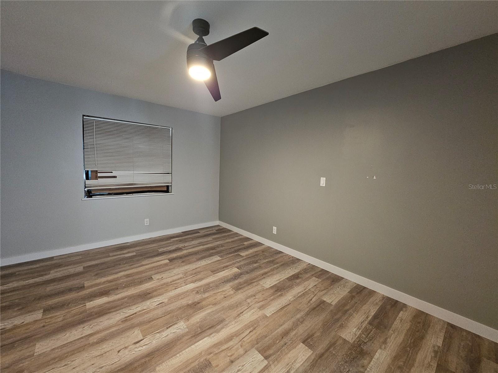 2321 INGRAM AVE — photo 30