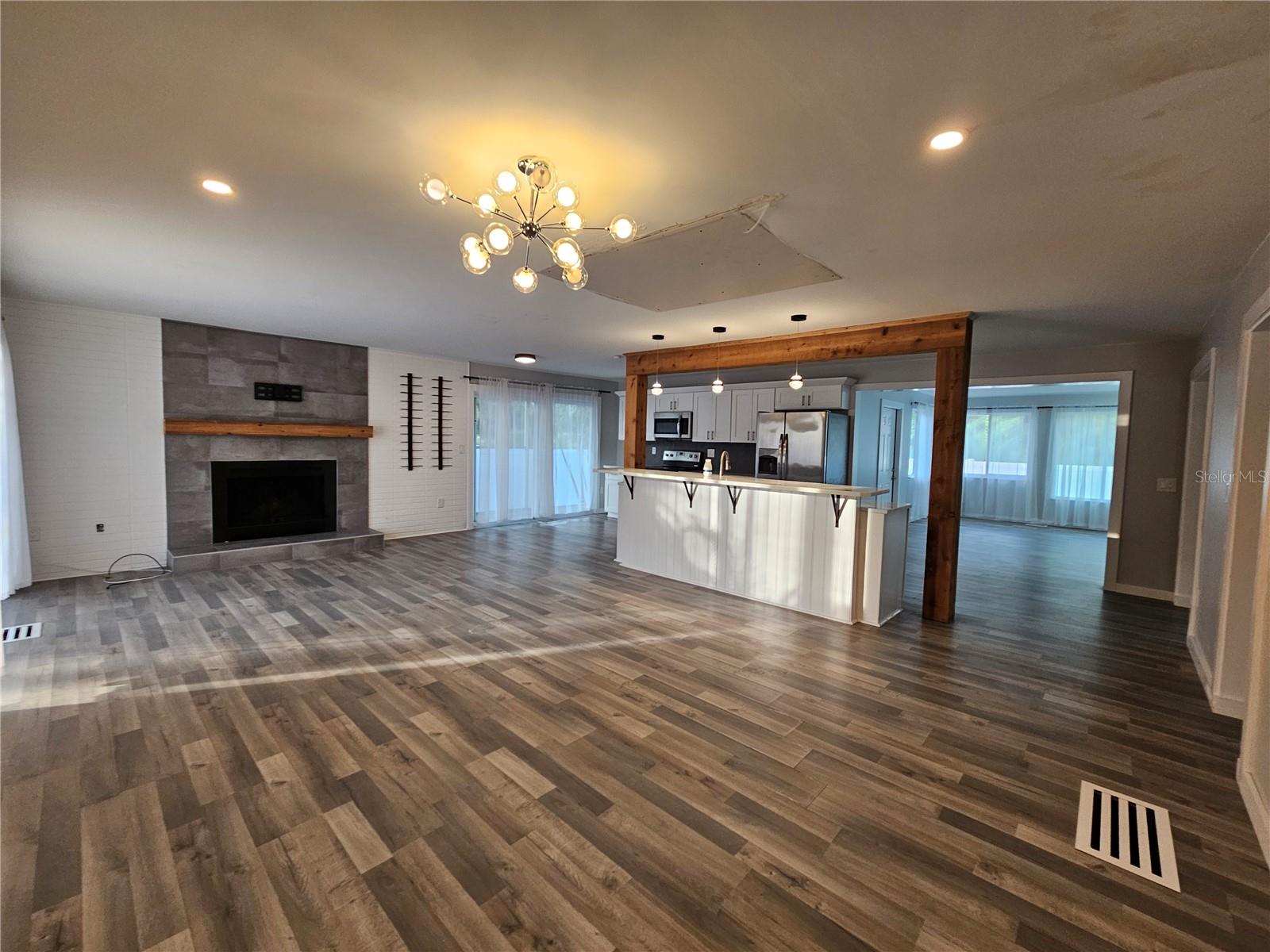 2321 INGRAM AVE — photo 12
