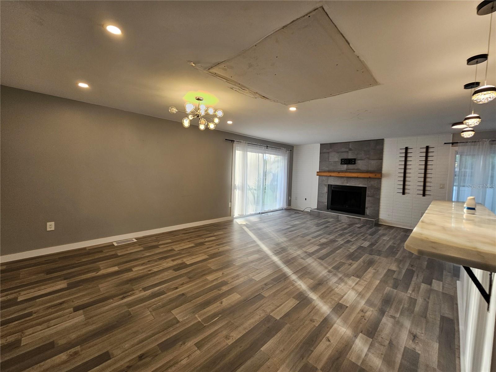 2321 INGRAM AVE — photo 11