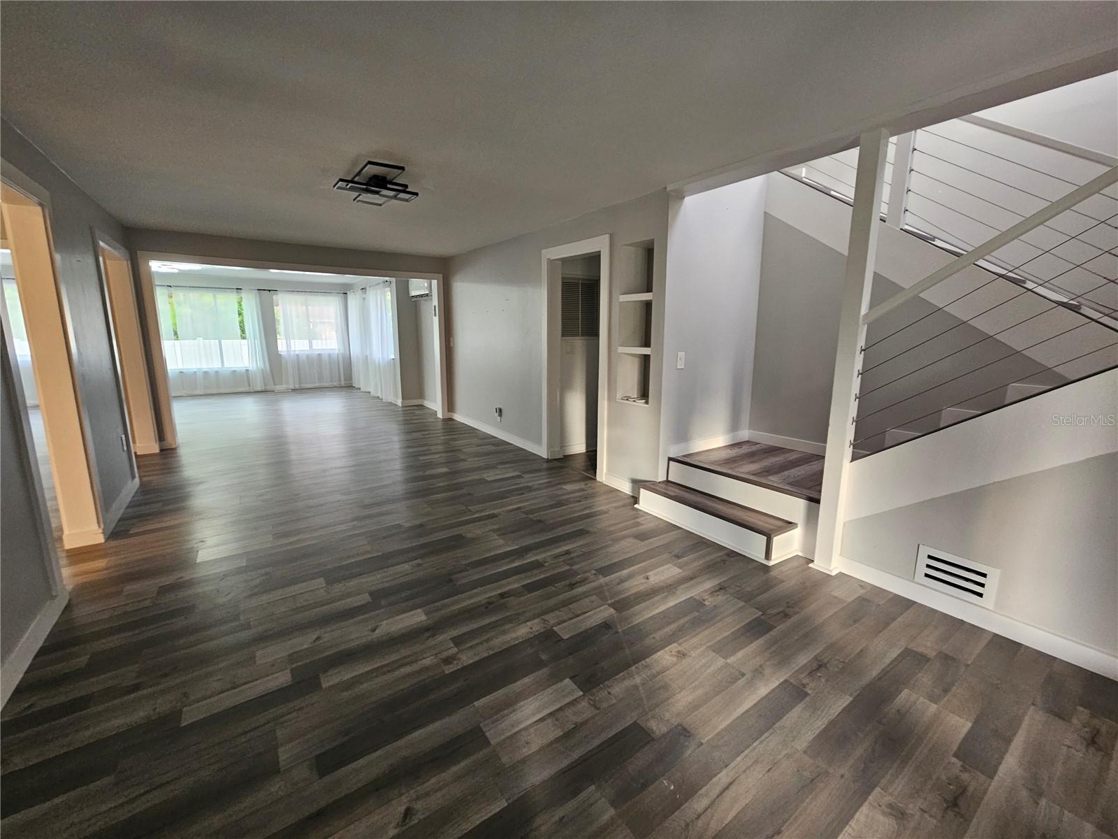 2321 INGRAM AVE — photo 7