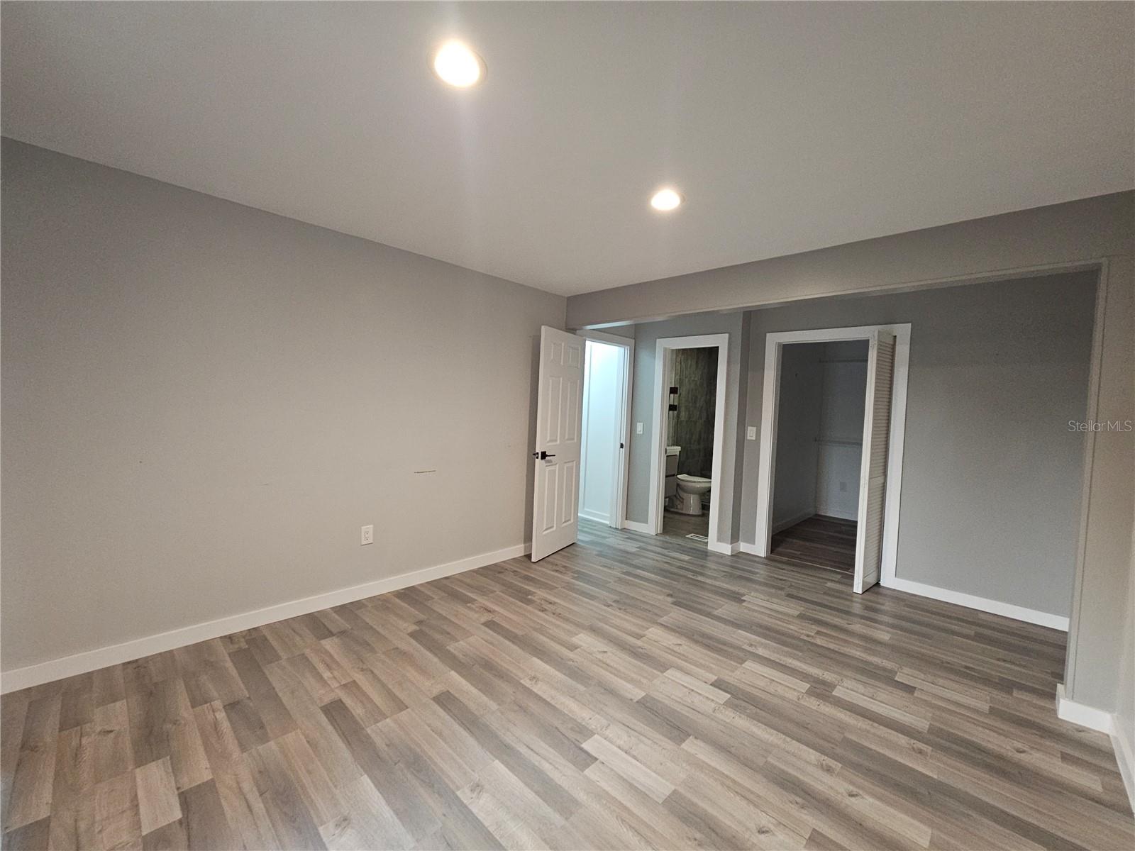 2321 INGRAM AVE — photo 17
