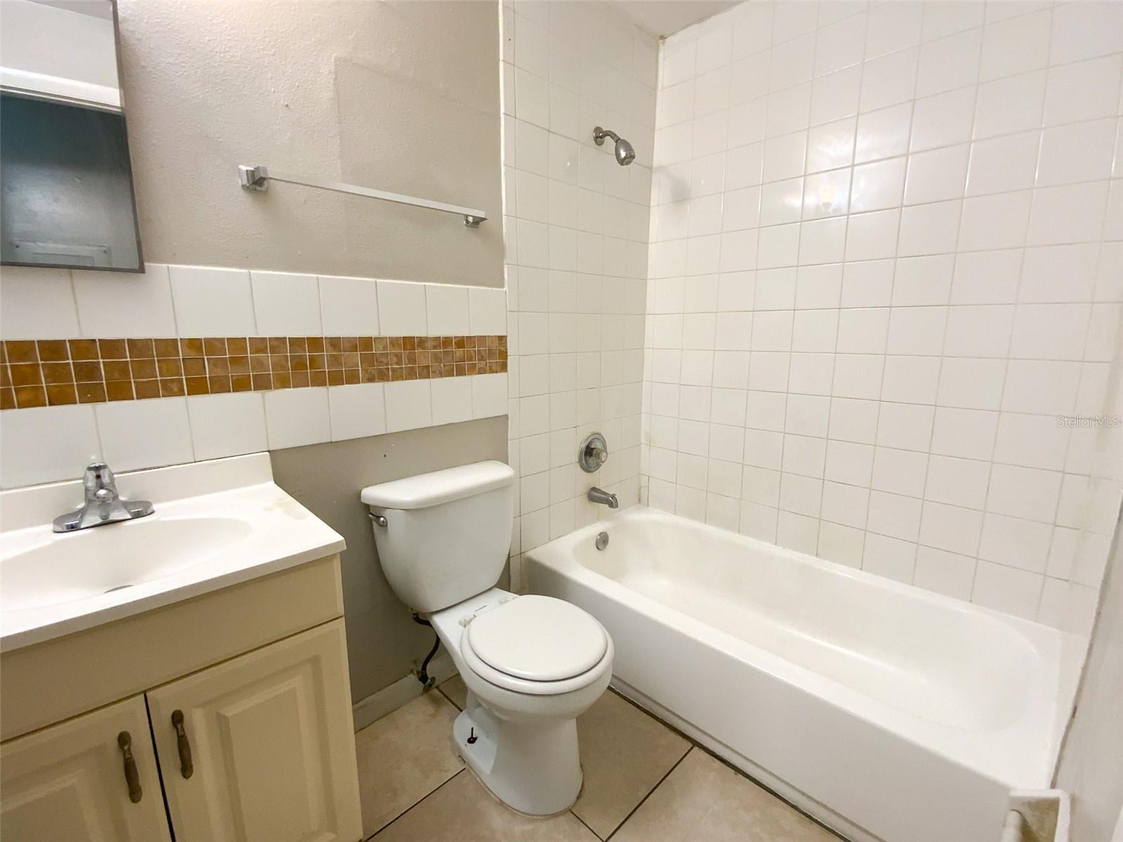 2205 IRENE ST #4 — photo 12