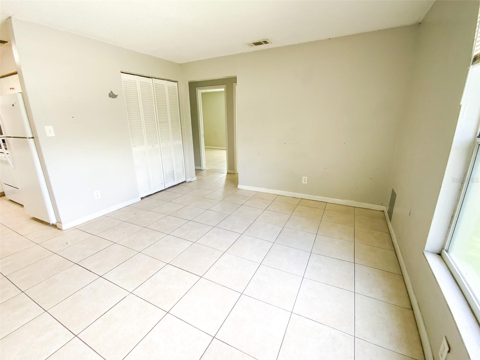 2205 IRENE ST #4 — photo 3