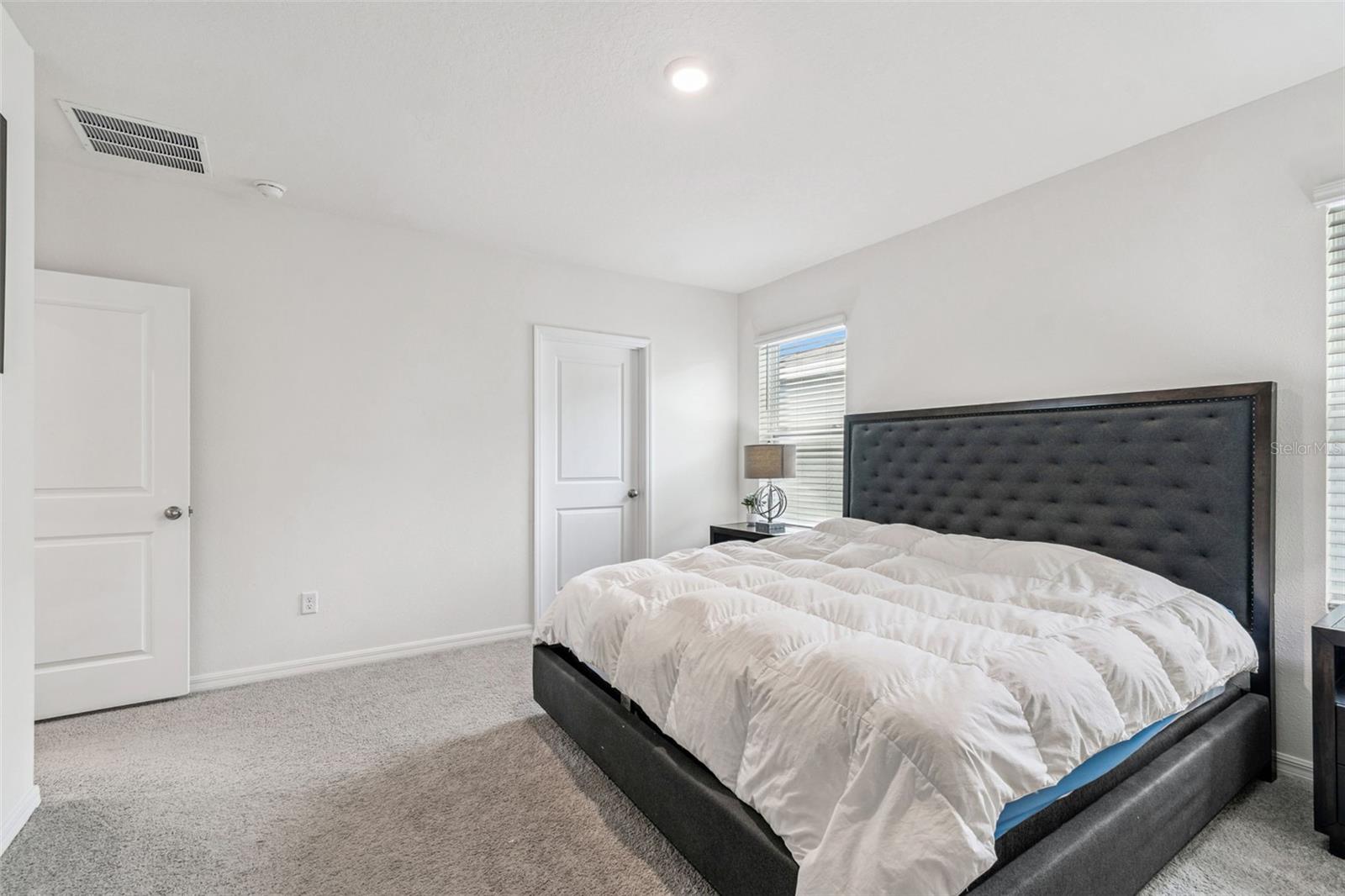 5667 CHORLEYWOOD LN — photo 50