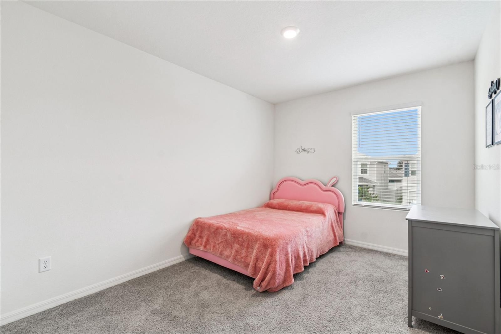 5667 CHORLEYWOOD LN — photo 43